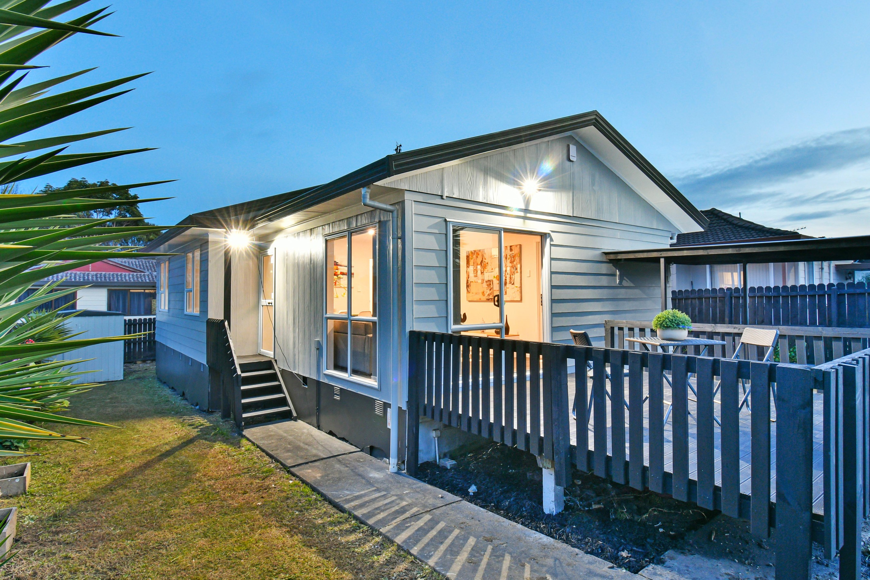 2/66 Palmers Road, Clendon Park, Manukau City