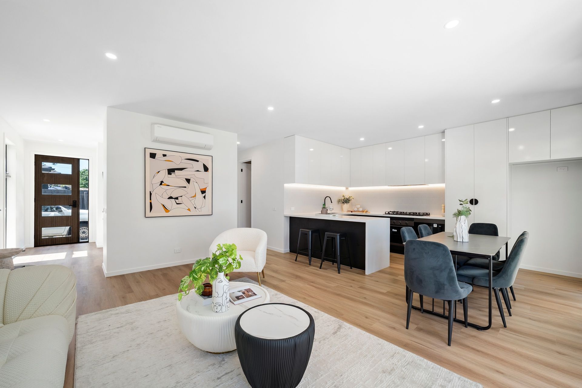 2&3/65 Coleman Road — photo 3 of 14