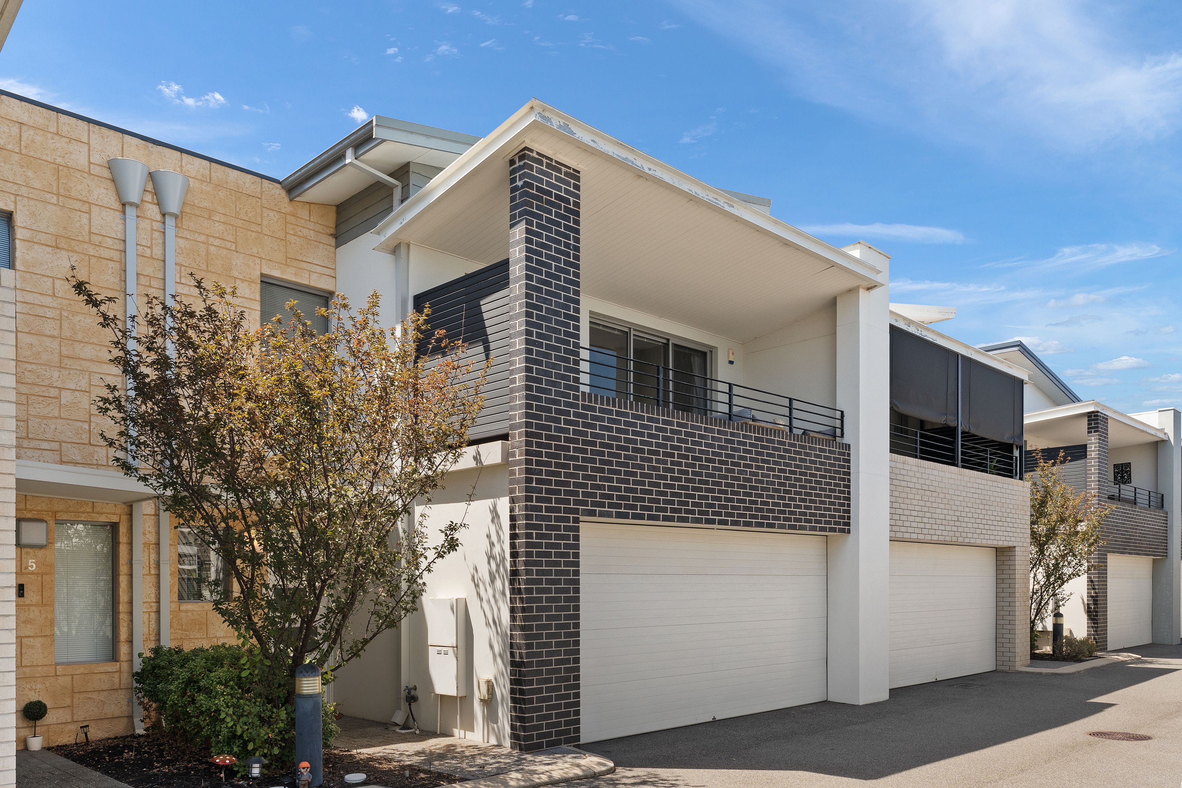 4/2 Louvre Way — photo from Ray White Rockingham Baldivis