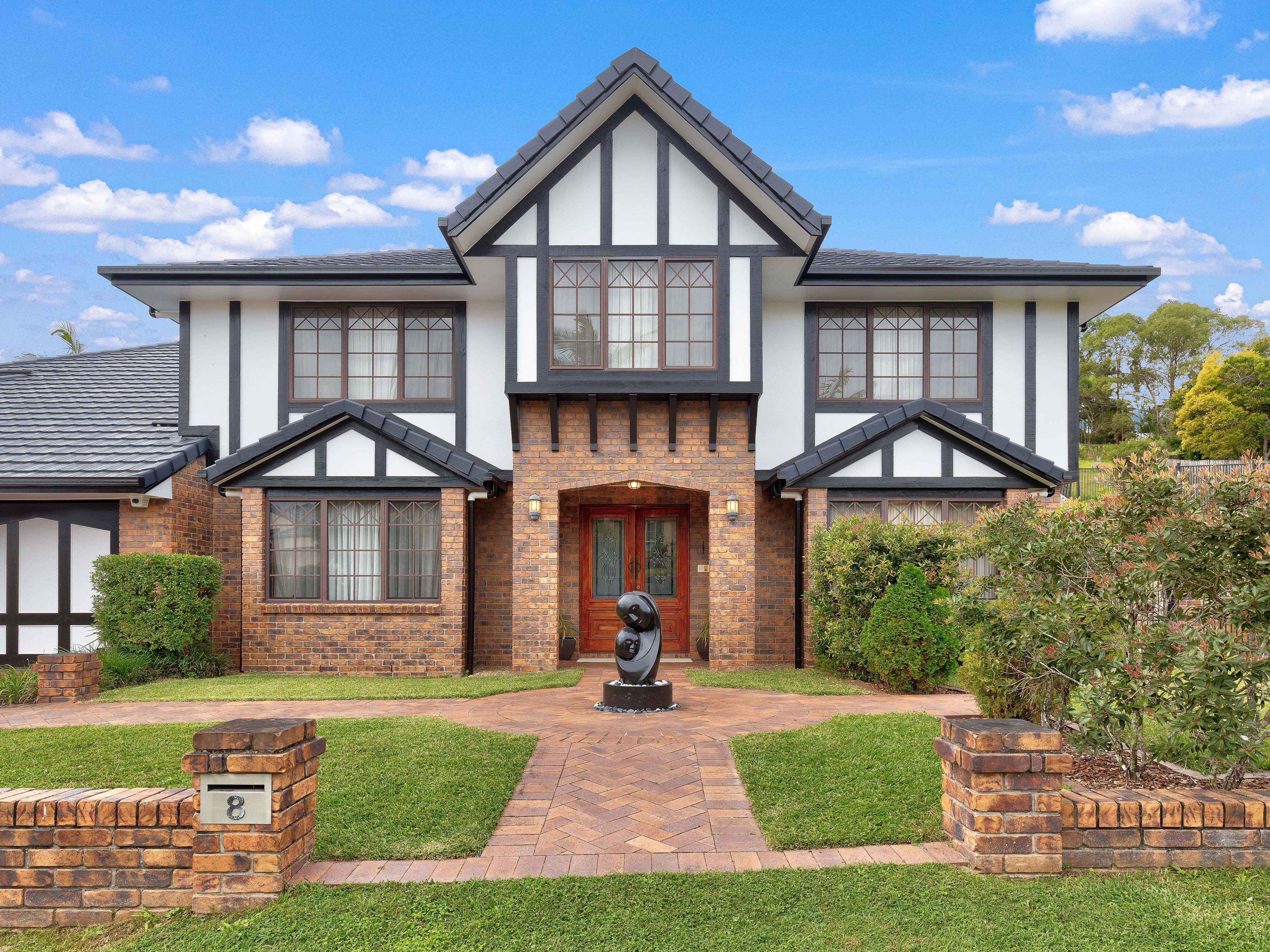 8 Shuttle Place, Bridgeman Downs, QLD 4035