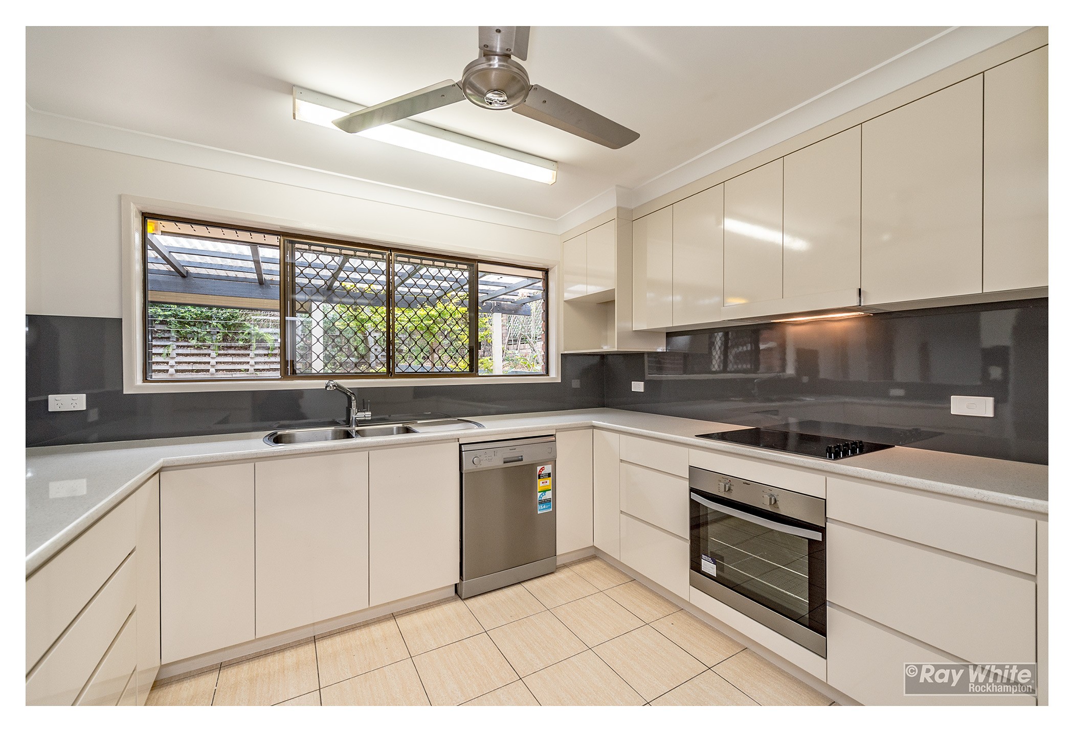 15 Cargill Avenue, Frenchville, QLD 4701