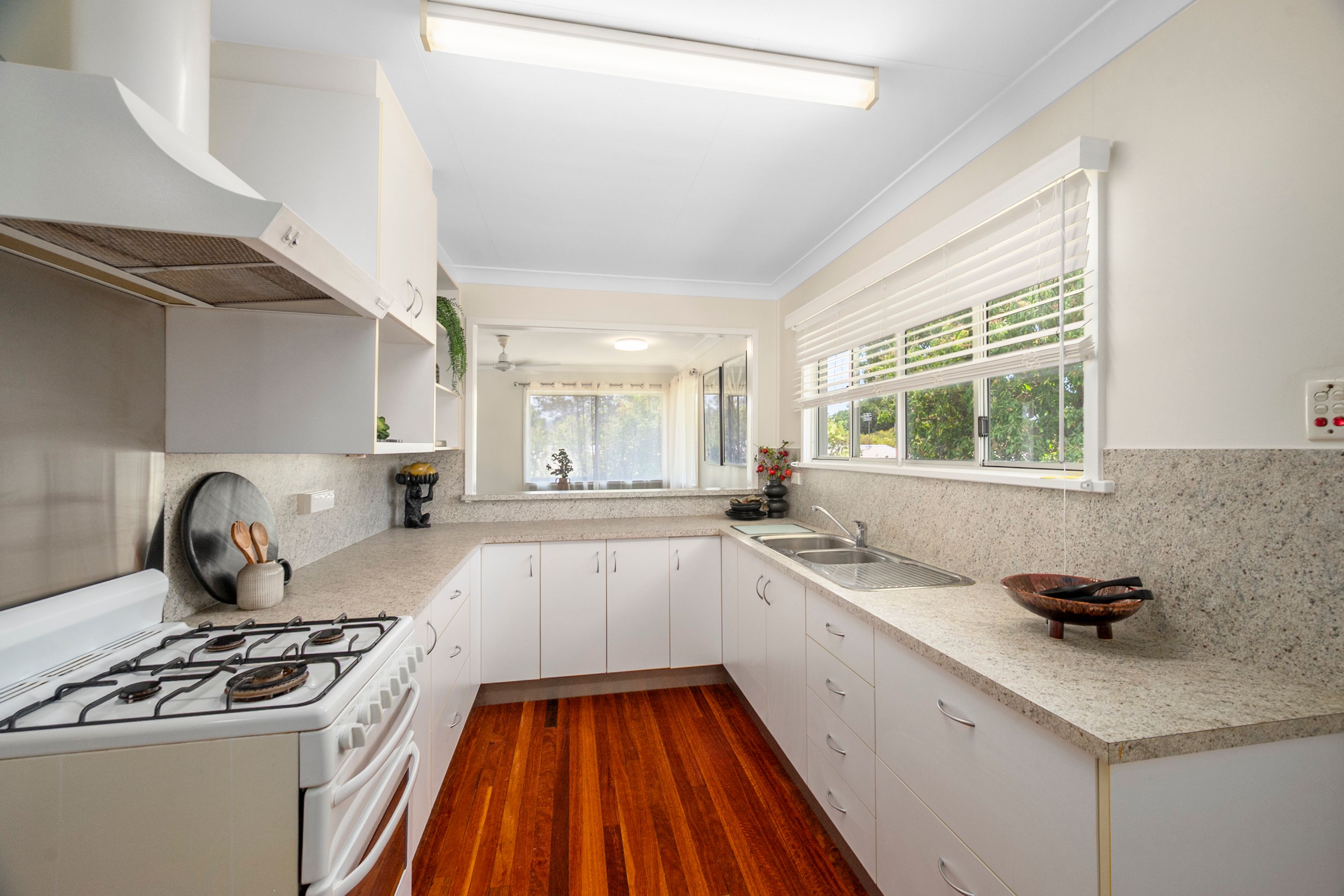 293 Fulham Road — photo 5 of 14