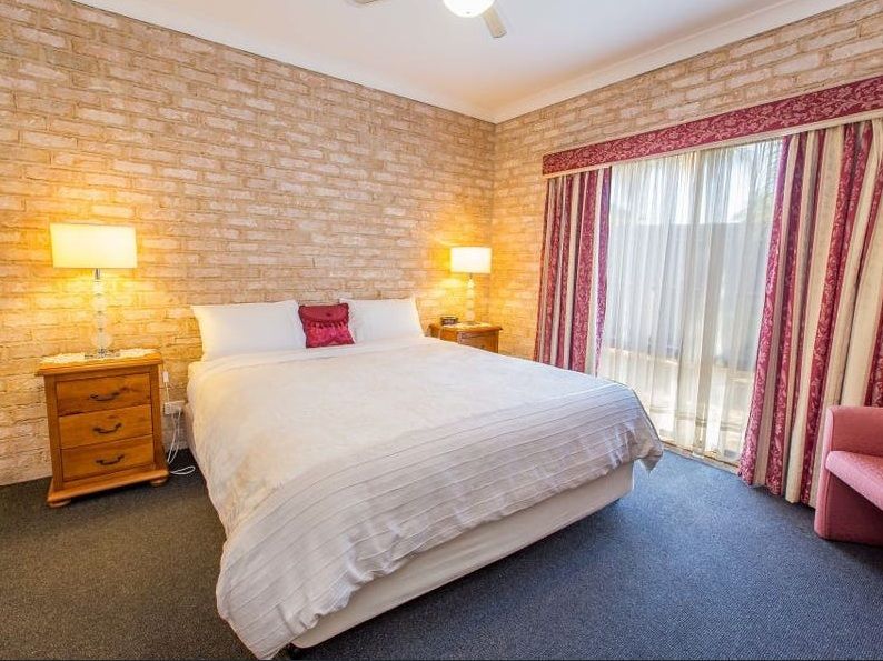 2/266 Borella Road, East Albury, NSW 2640