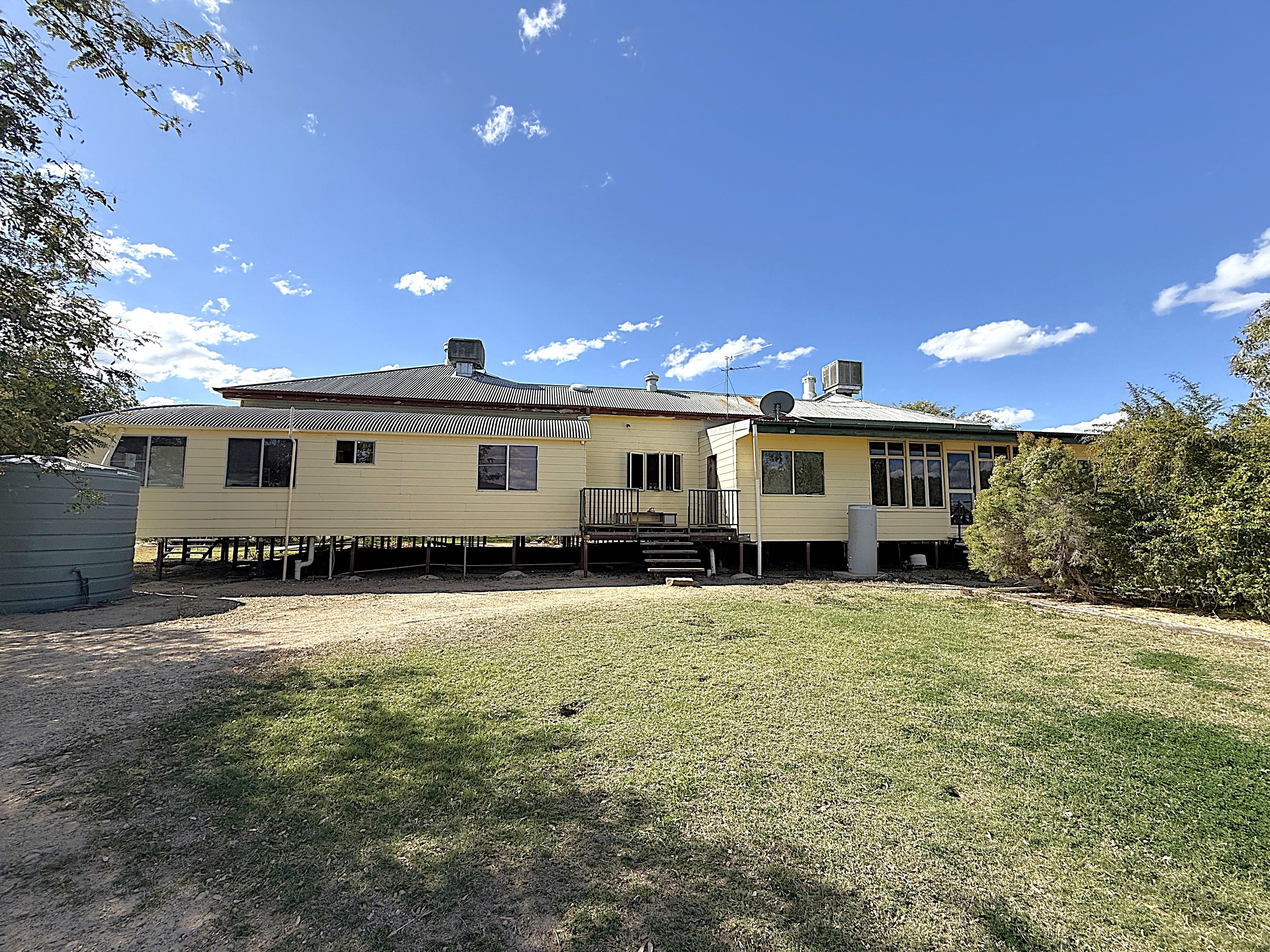 Lot 8 Sandalwoods Estate — photo 22 of 23
