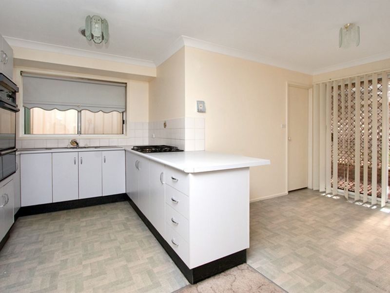 16 Iron Bark Way, Colyton, NSW 2760