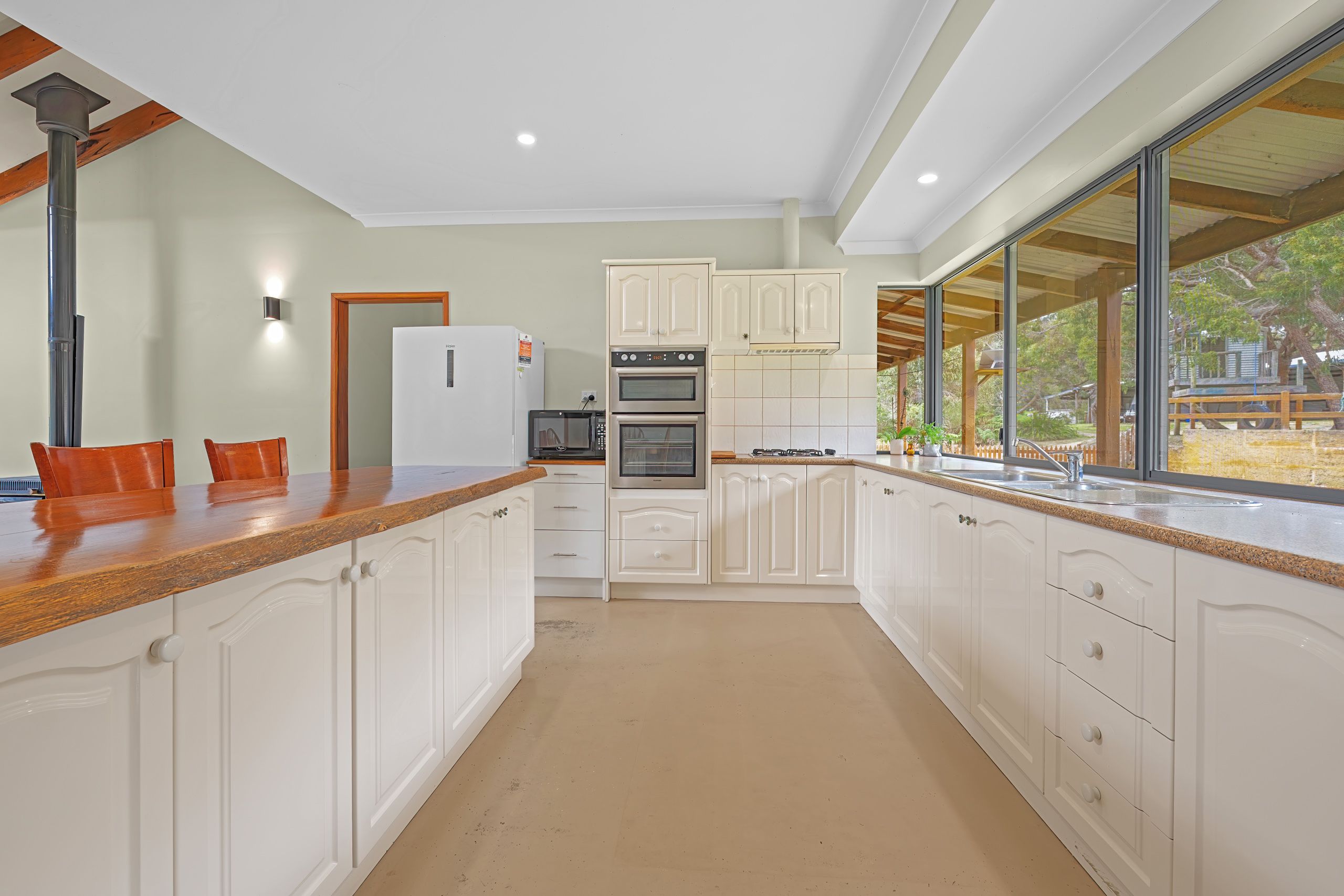209 McLeod Road — photo 12 of 30