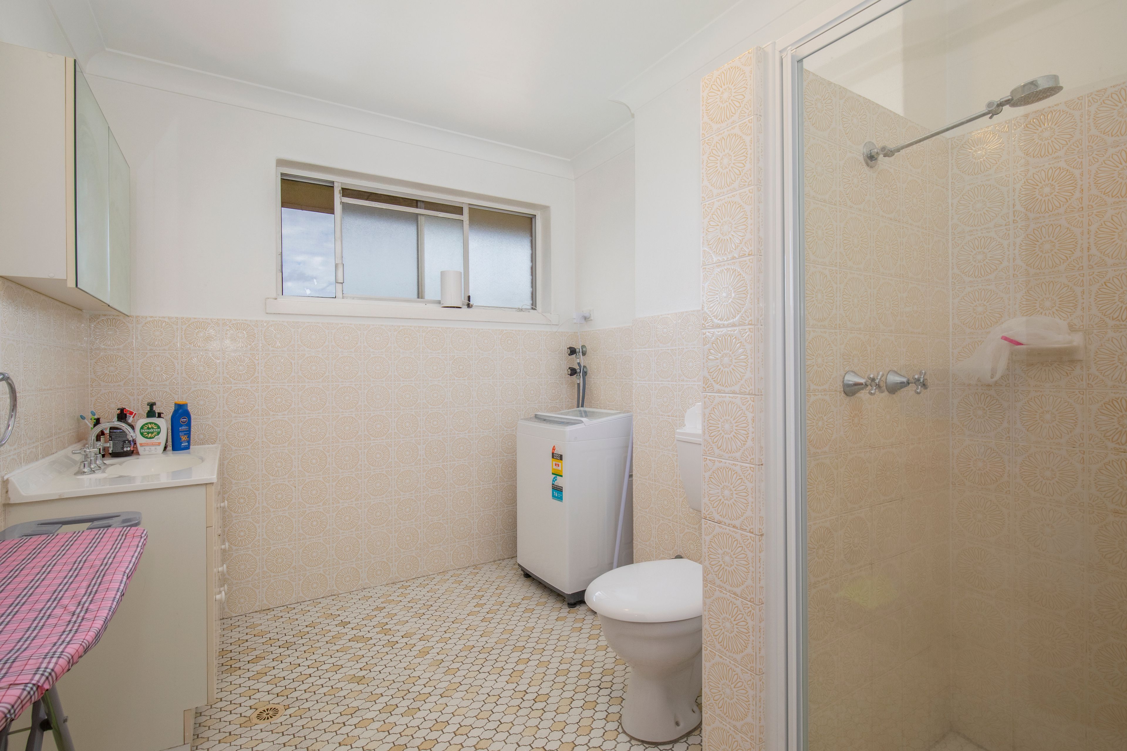18/230 Newcastle Road, Jesmond, NSW 2299