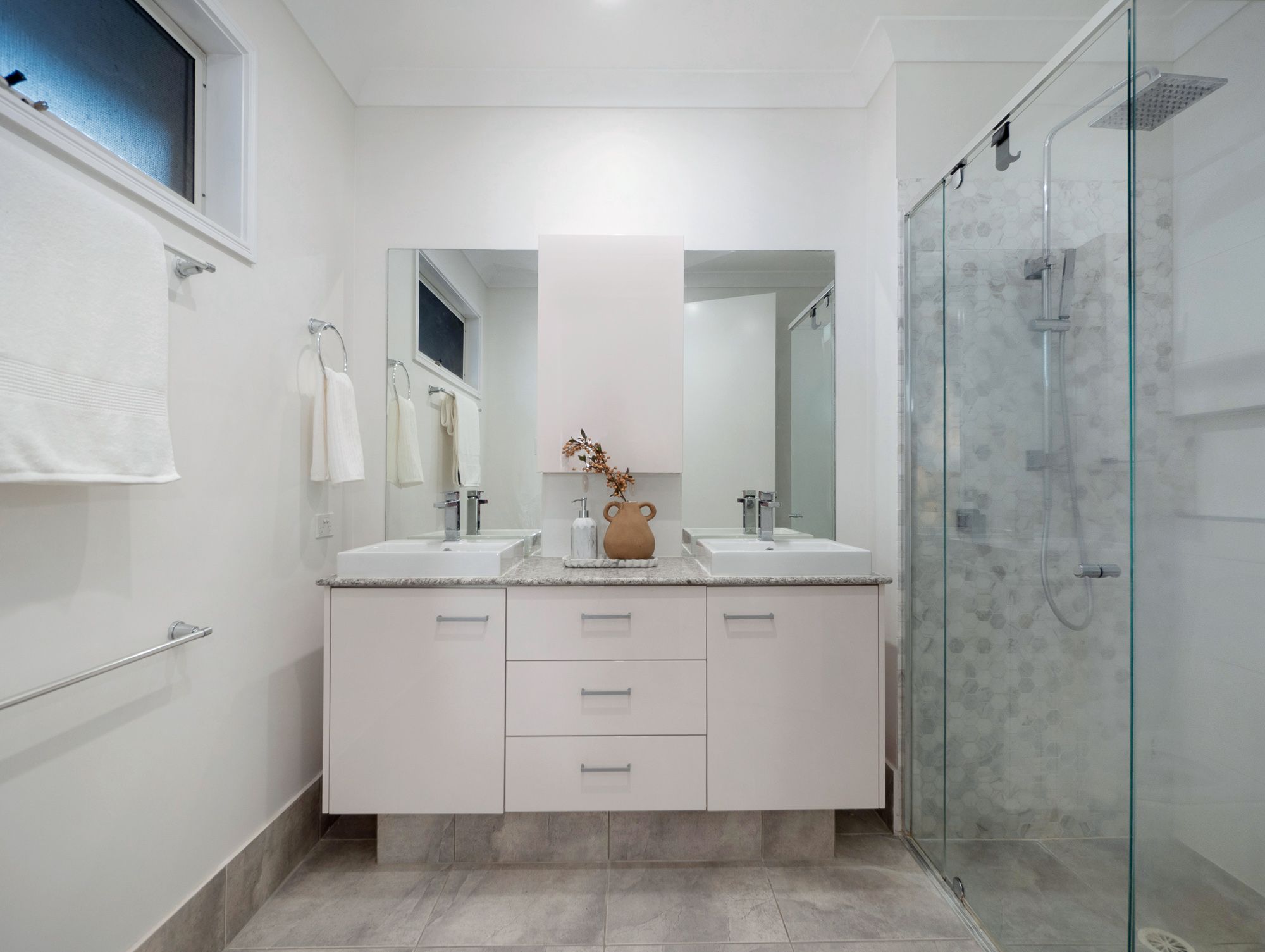 171 Invercauld Road — photo 10 of 18