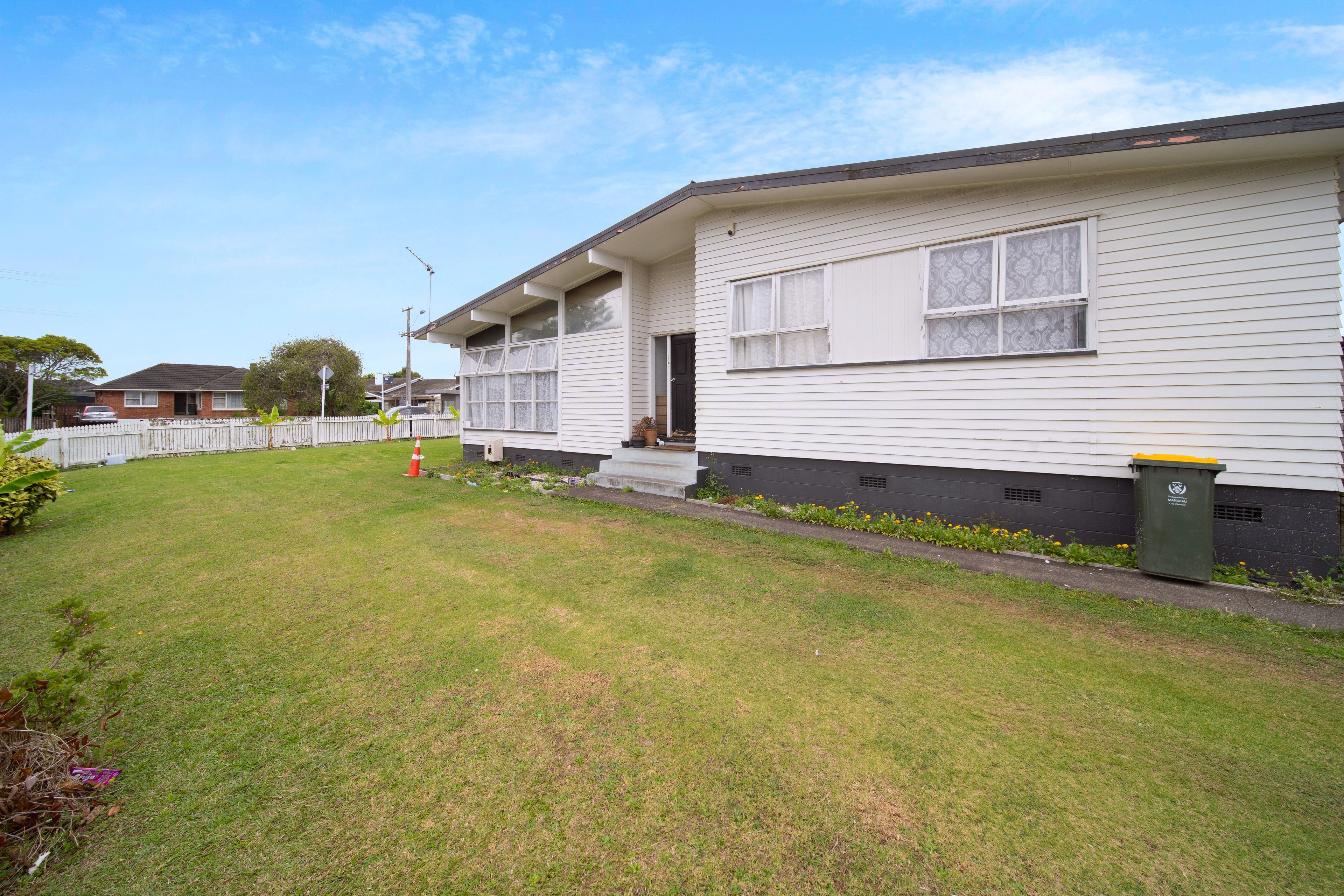 2 Coptic Place, Mangere East, Manukau City
