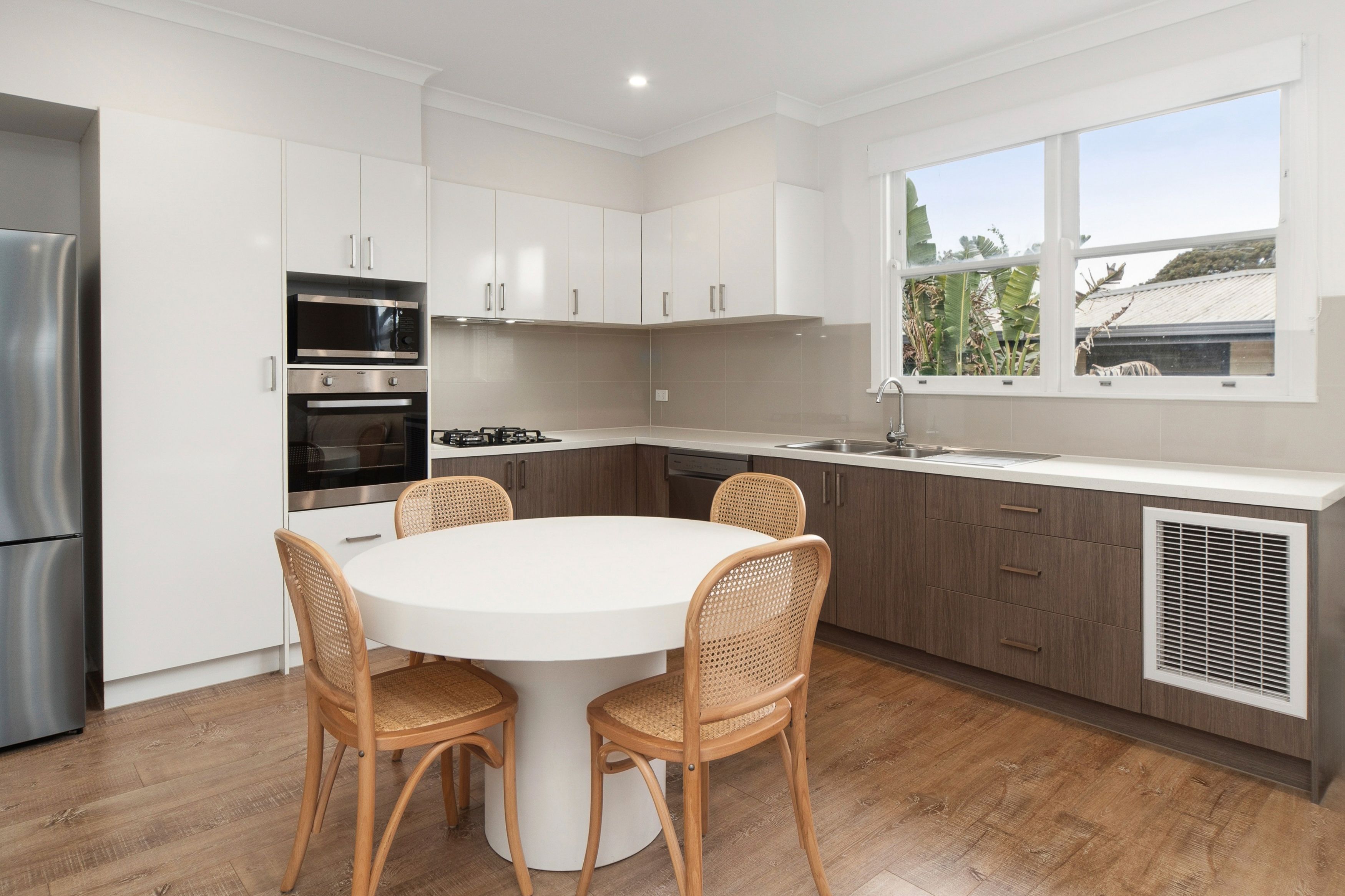 1/8 Cambridge Street — photo 3 of 11
