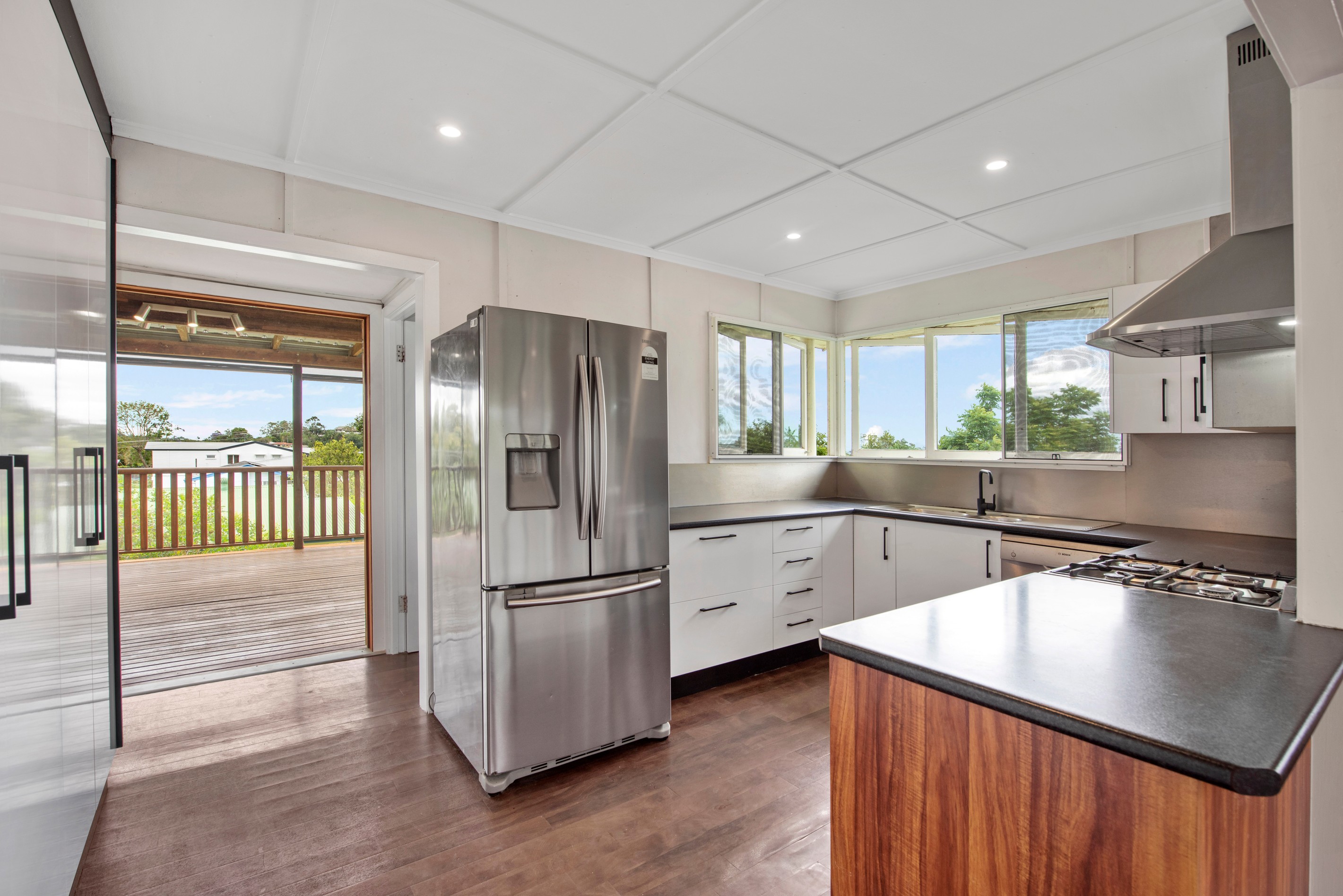 44 Kingaroy Street, Stafford Heights, QLD 4053