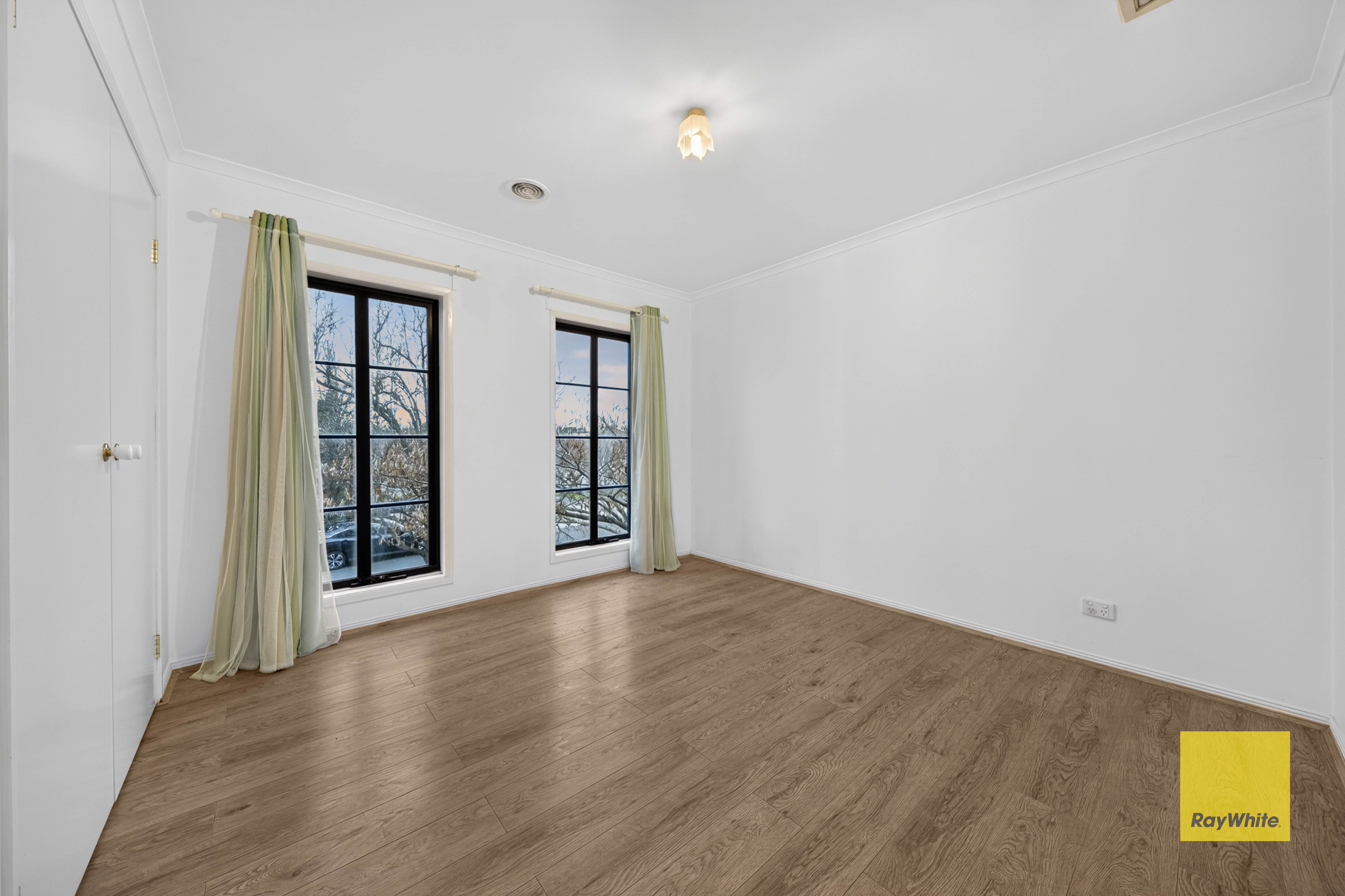 17 St Nicholas Court — photo 22 of 30