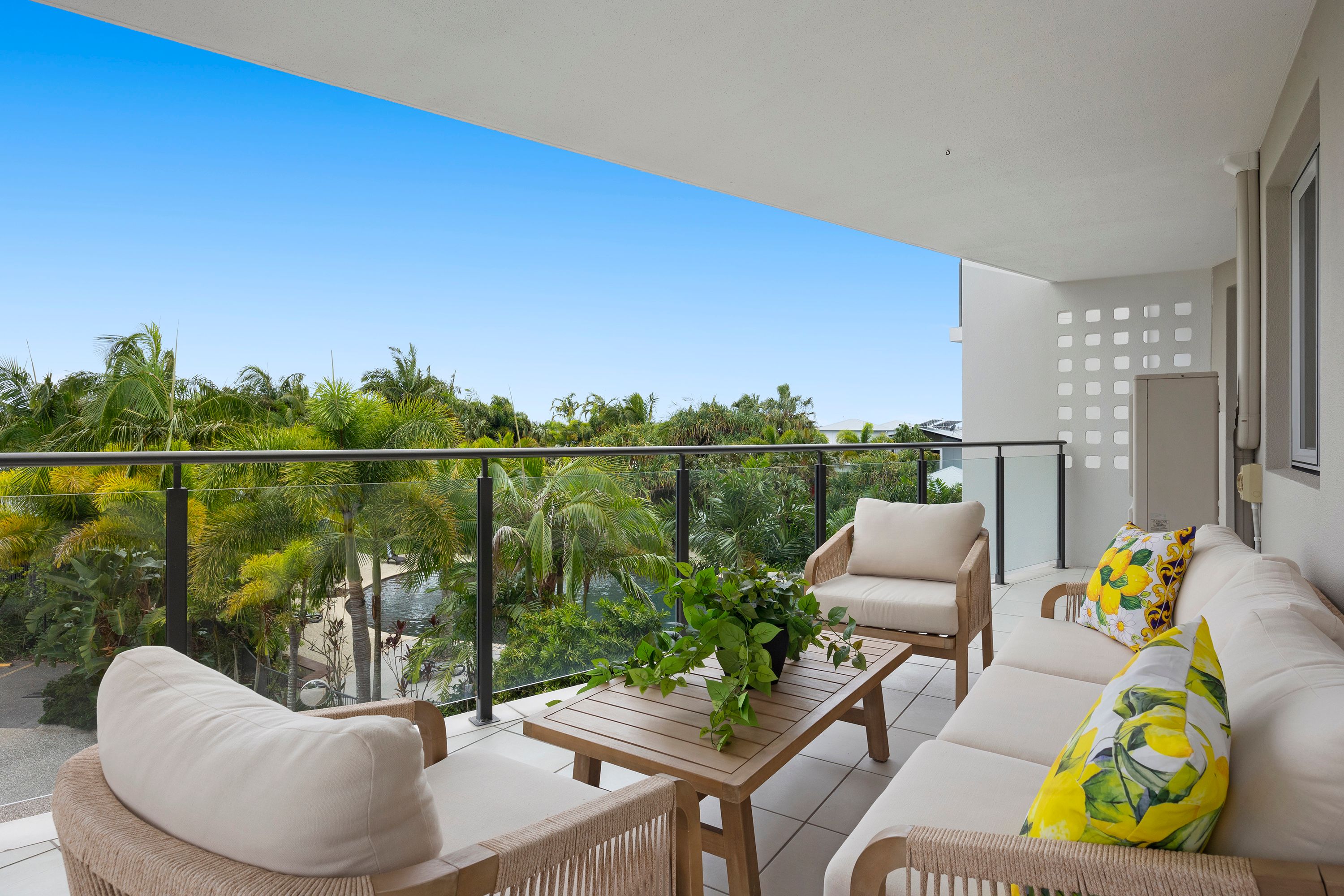 49/57 Grand Parade, Kawana Island, QLD 4575