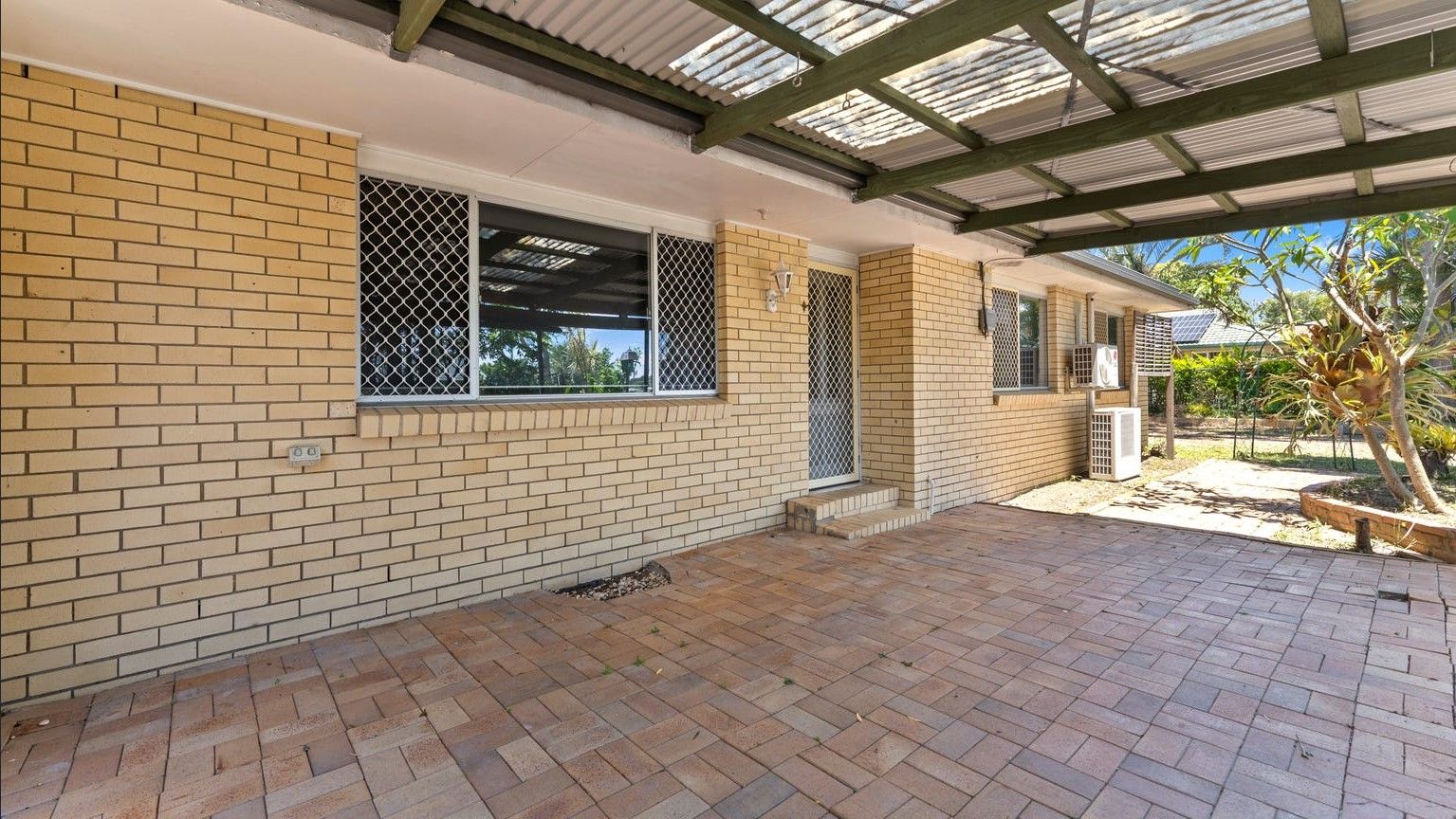 2 Robert Street — photo 12 of 17