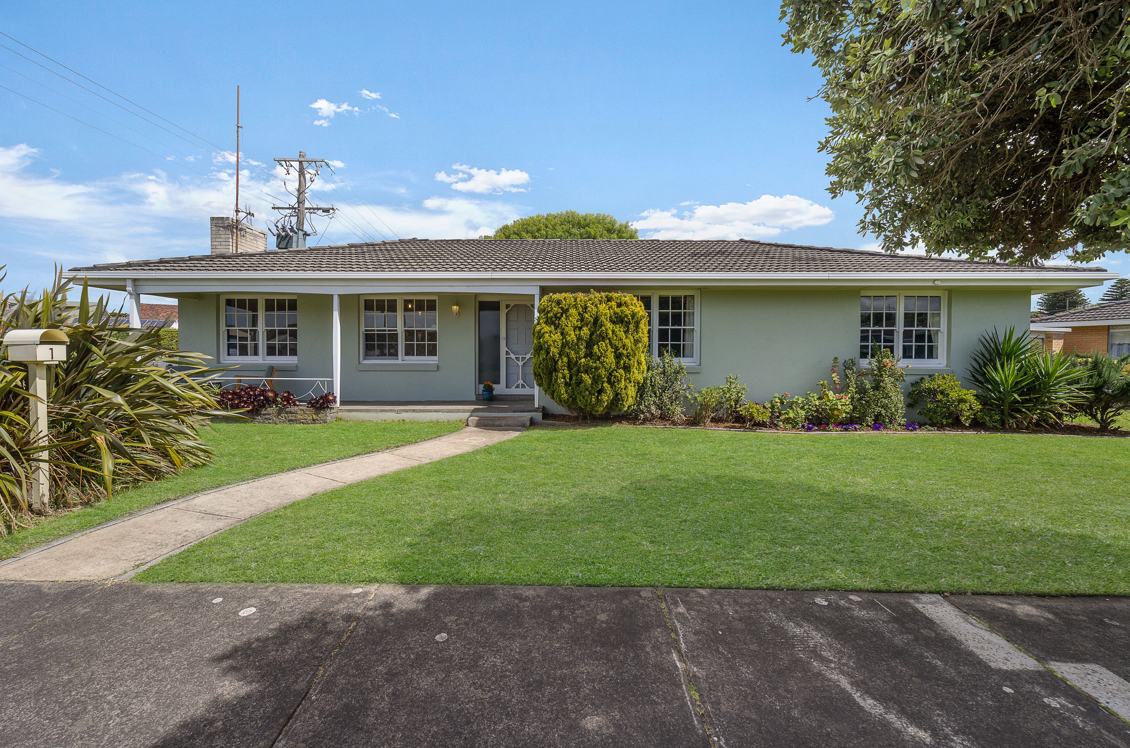 1 Floral Place — photo from Ray White Warrnambool