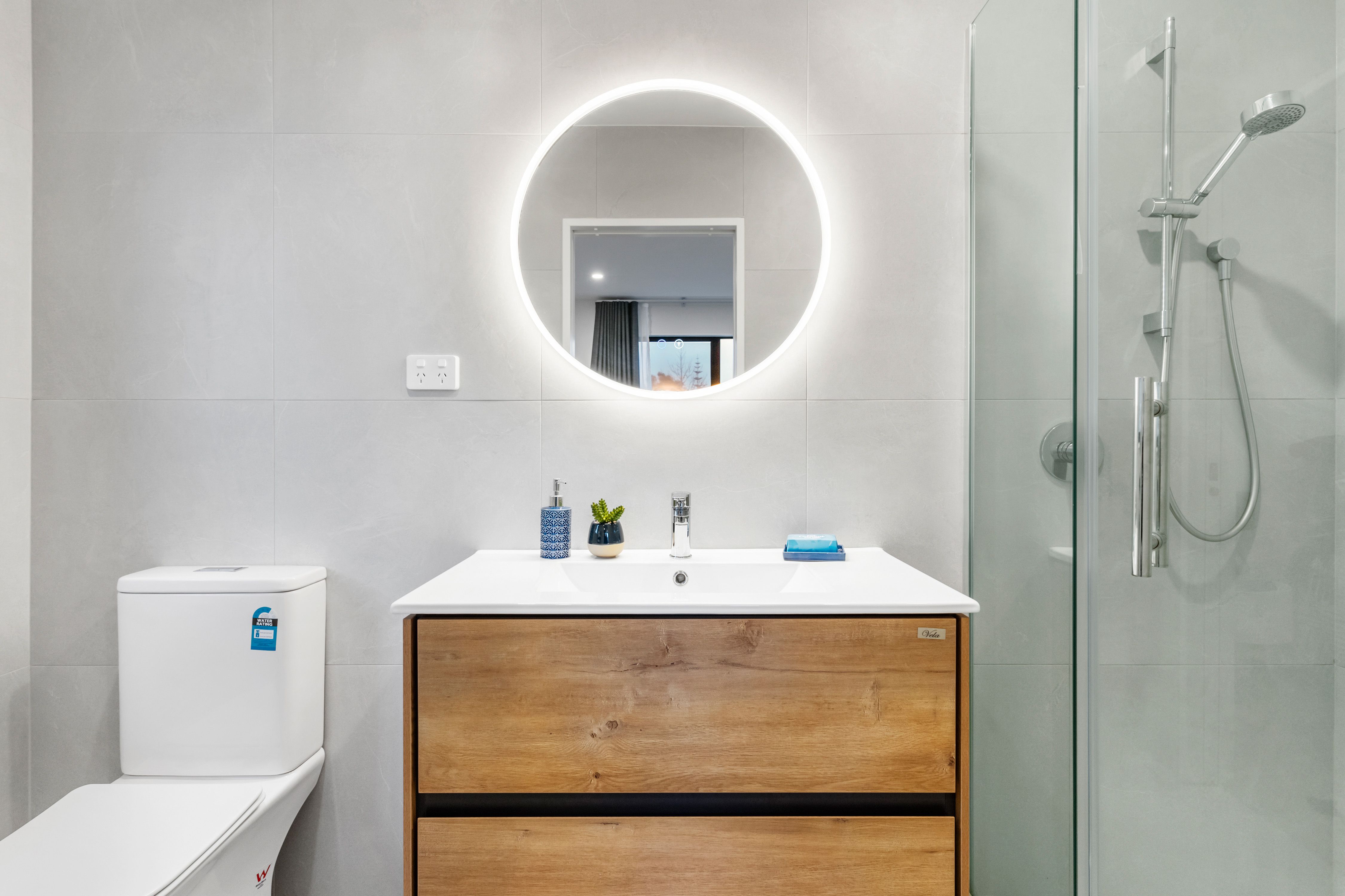 64A Rosewarne Crescent, Glendene, Waitakere City