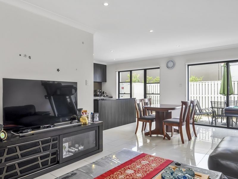 87/26 Hotham Drive, Pacific Pines, QLD 4211