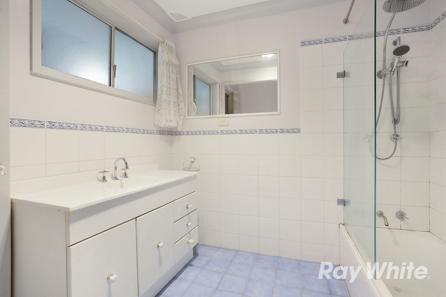 6 Denzil Avenue — photo 8 of 12