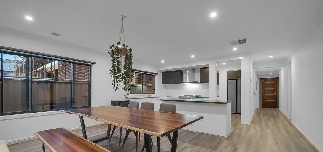 10 Cudgerie Close, Craigieburn, VIC 3064
