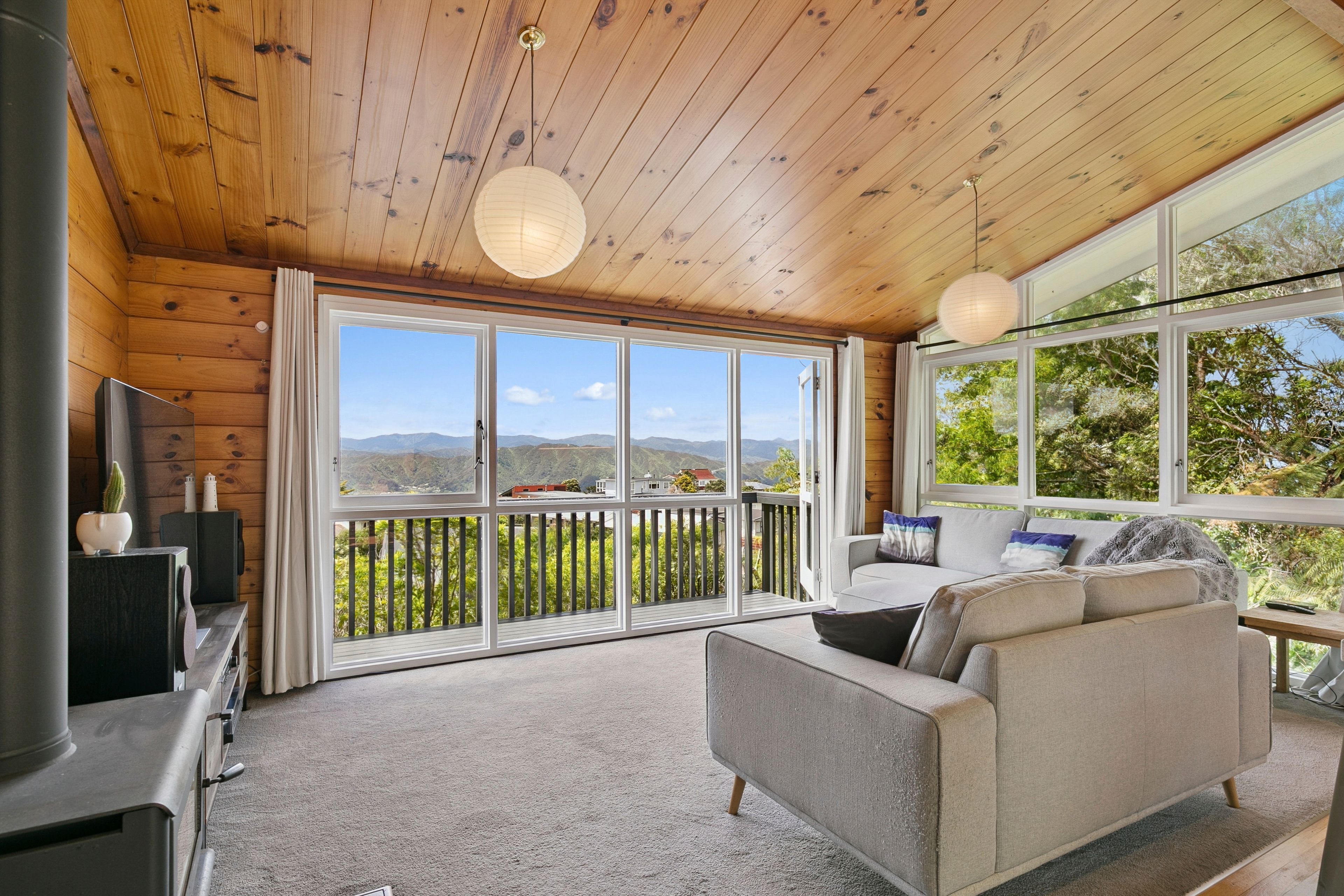 2a Oakleigh Street, Maungaraki, Lower Hutt City