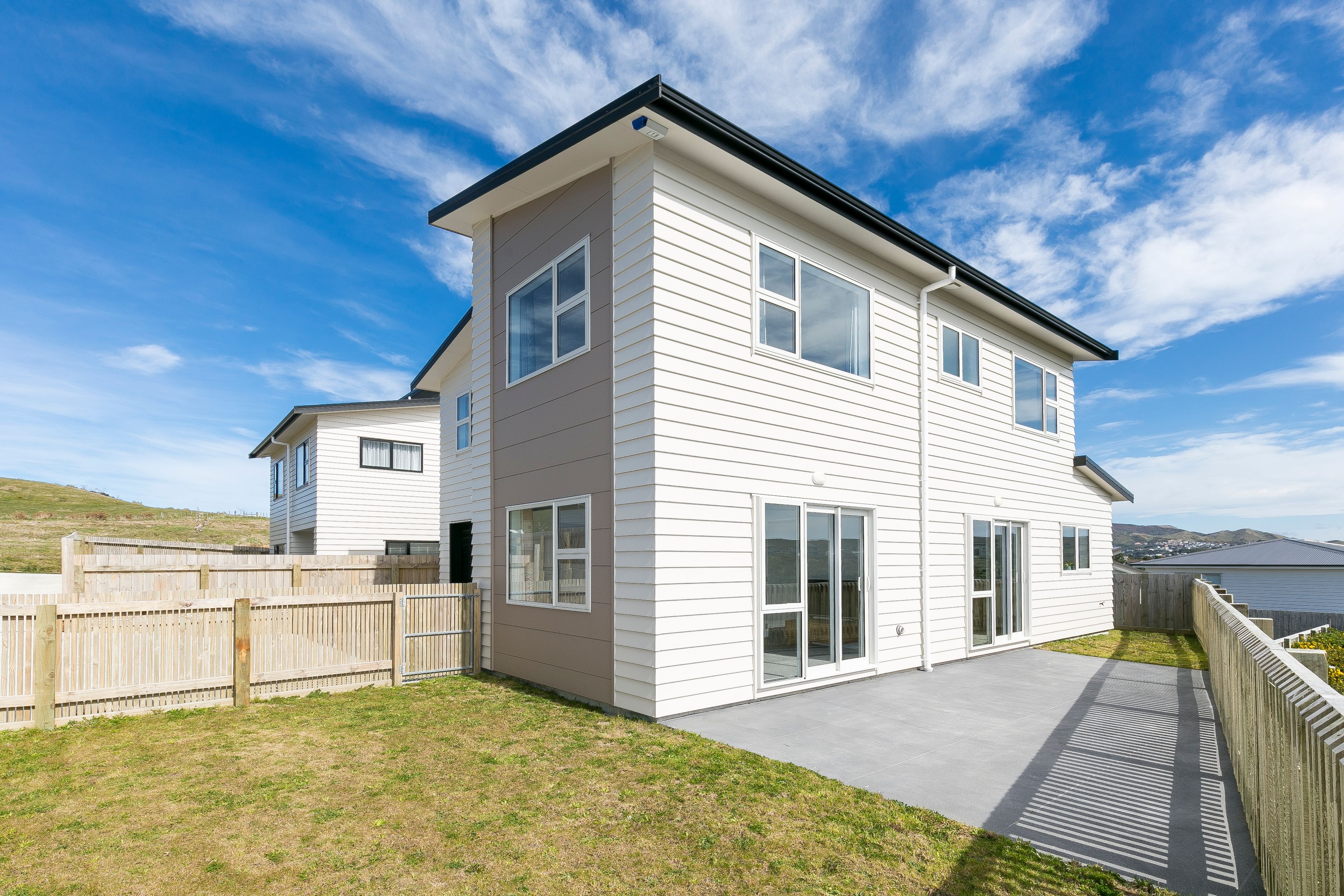 12 Trelawny Terrace, Grenada Village, Wellington City