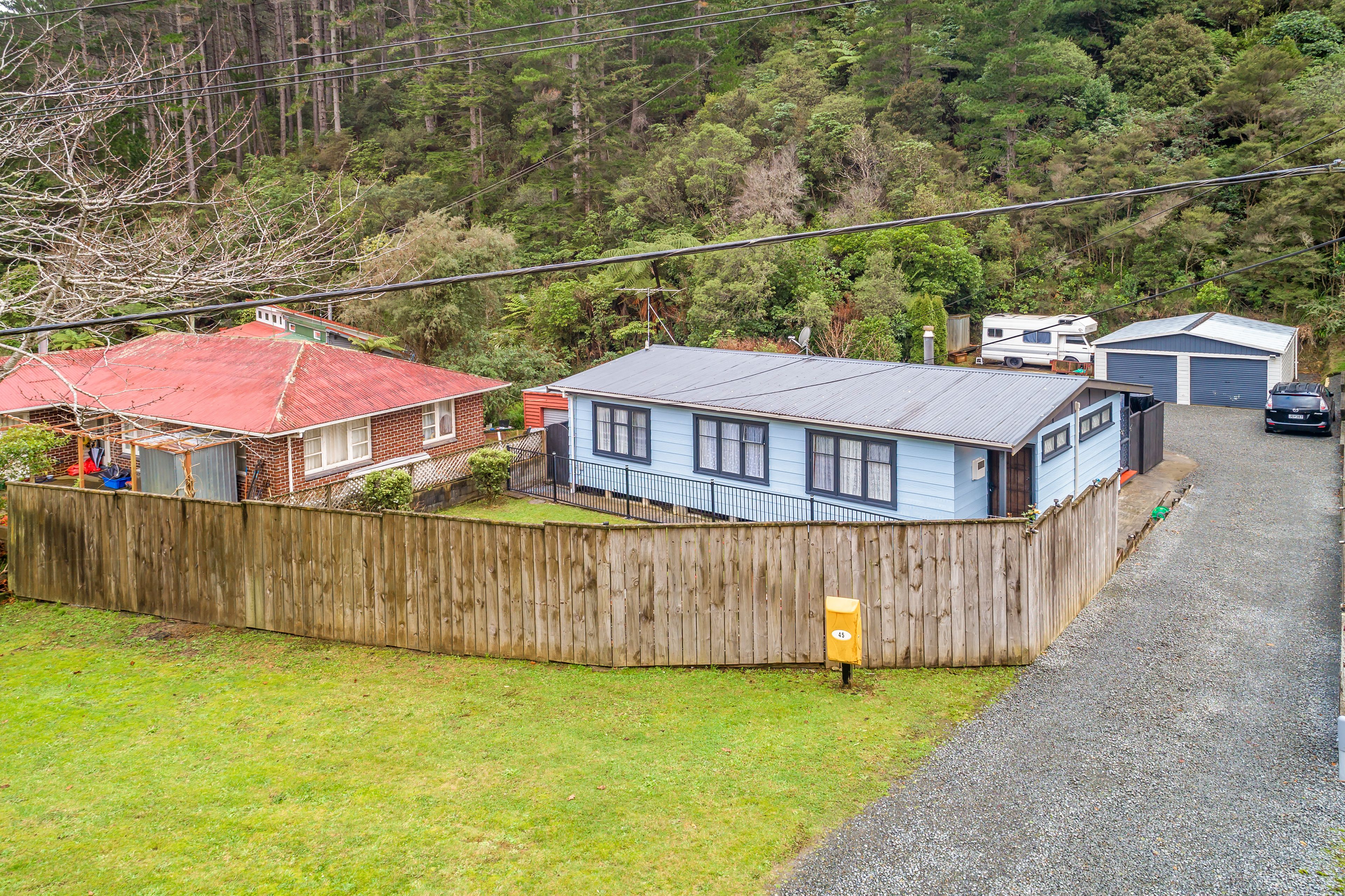 45 Elmslie Road, Pinehaven, Upper Hutt City