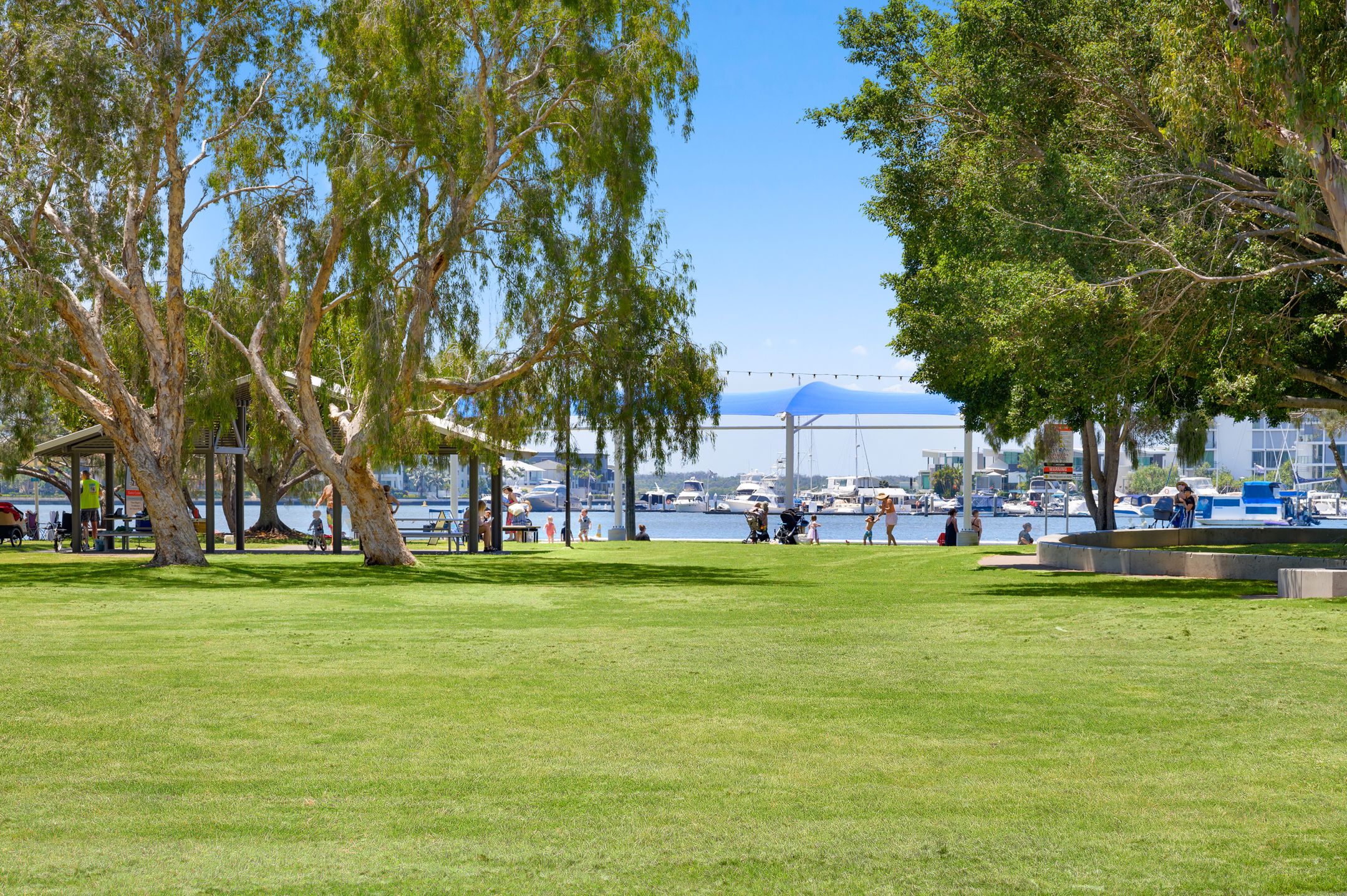 10 Plover Avenue, Paradise Point, QLD 4216 Sold House Ray White