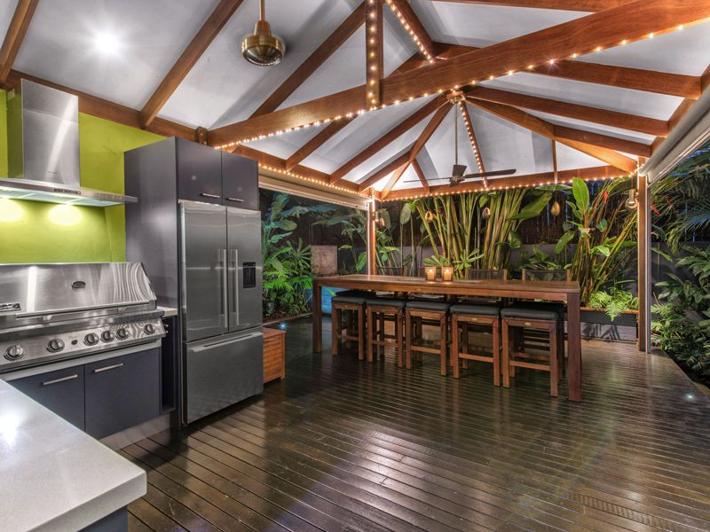 4 Westwood Street, Wavell Heights, QLD 4012