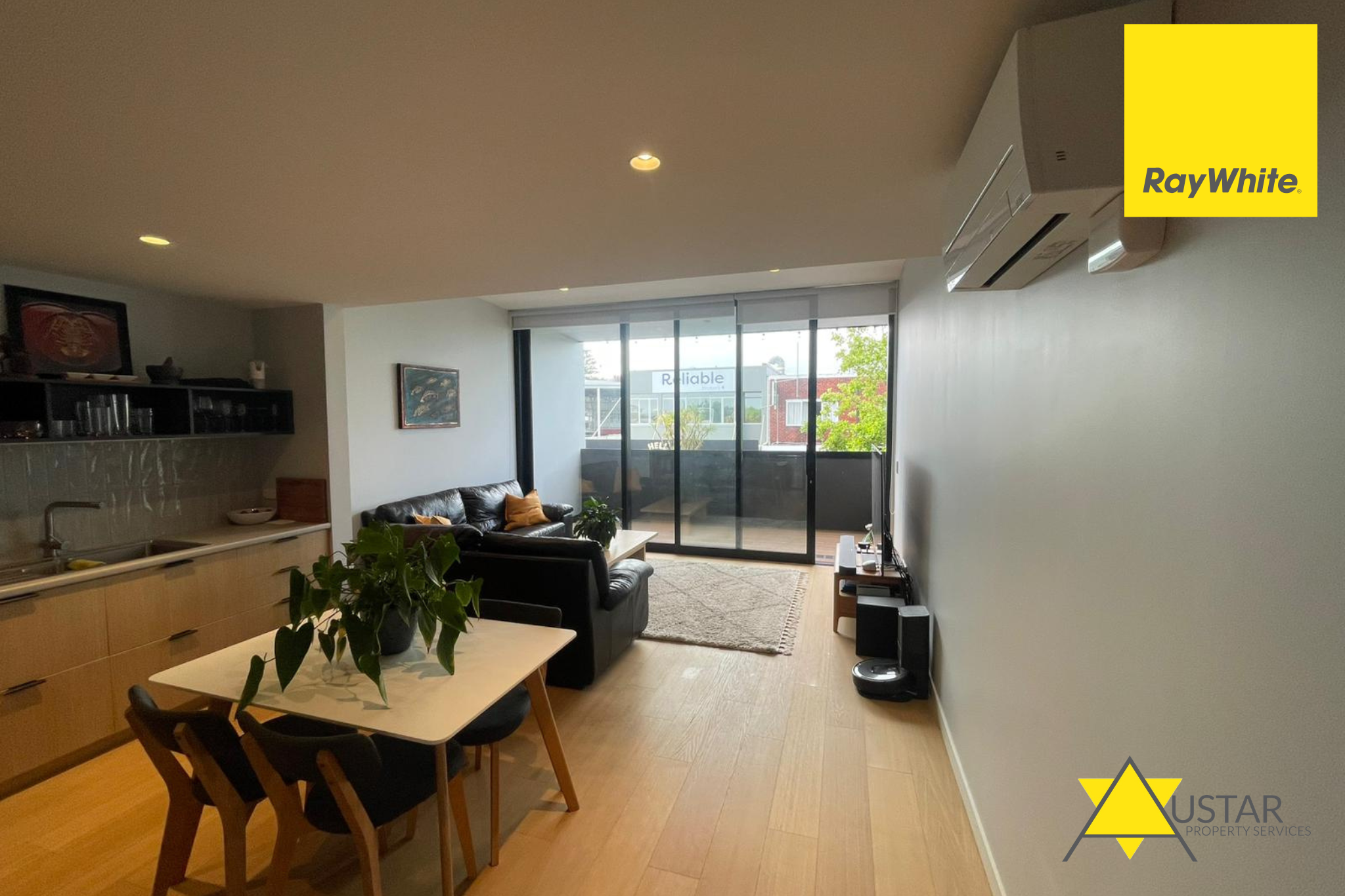 7/14 Todd Plaza, New Lynn, Waitakere City