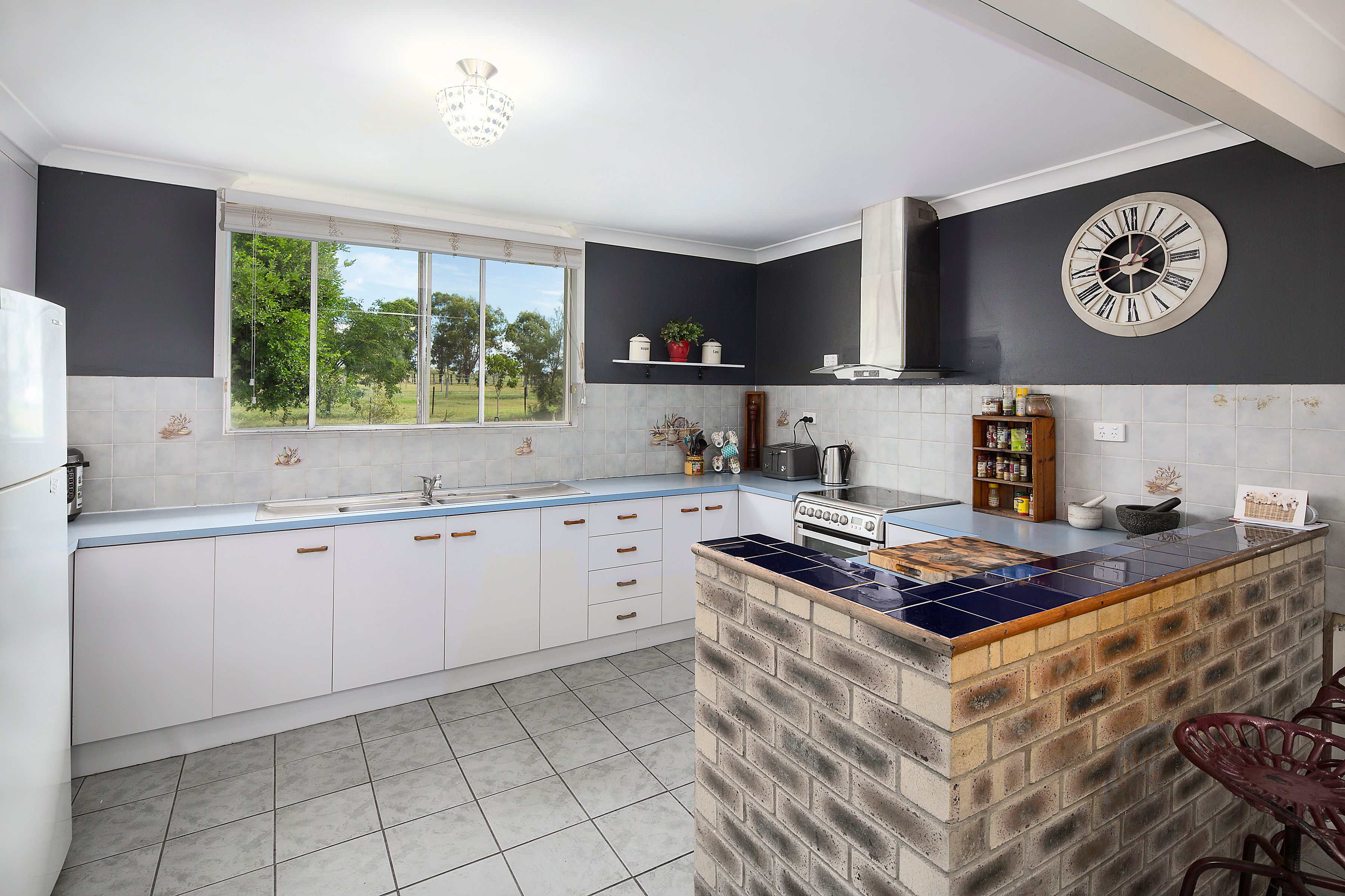 69 Daisy Road, Mount Tarampa, QLD 4311