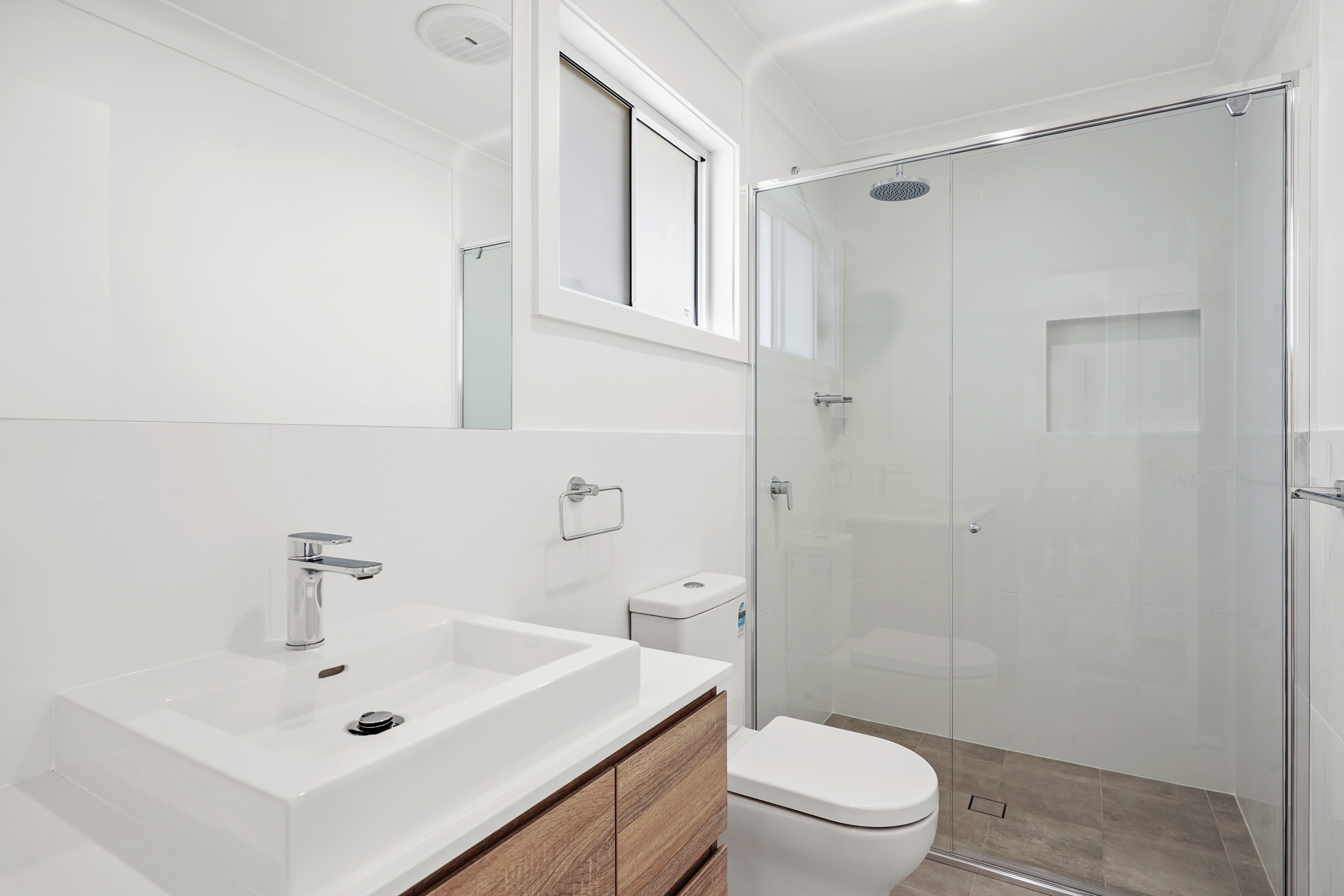124A Glennie Street — photo 5 of 6