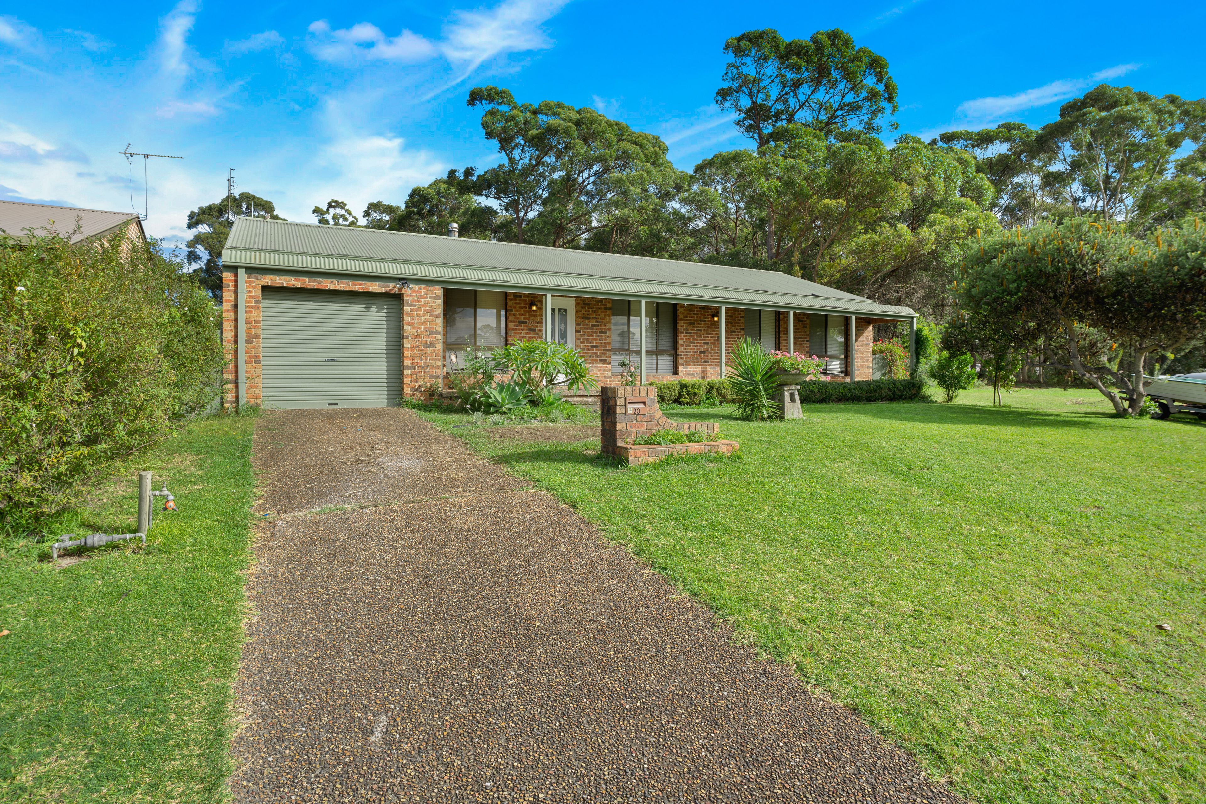 20 Glenair Avenue, West Nowra, NSW 2541
