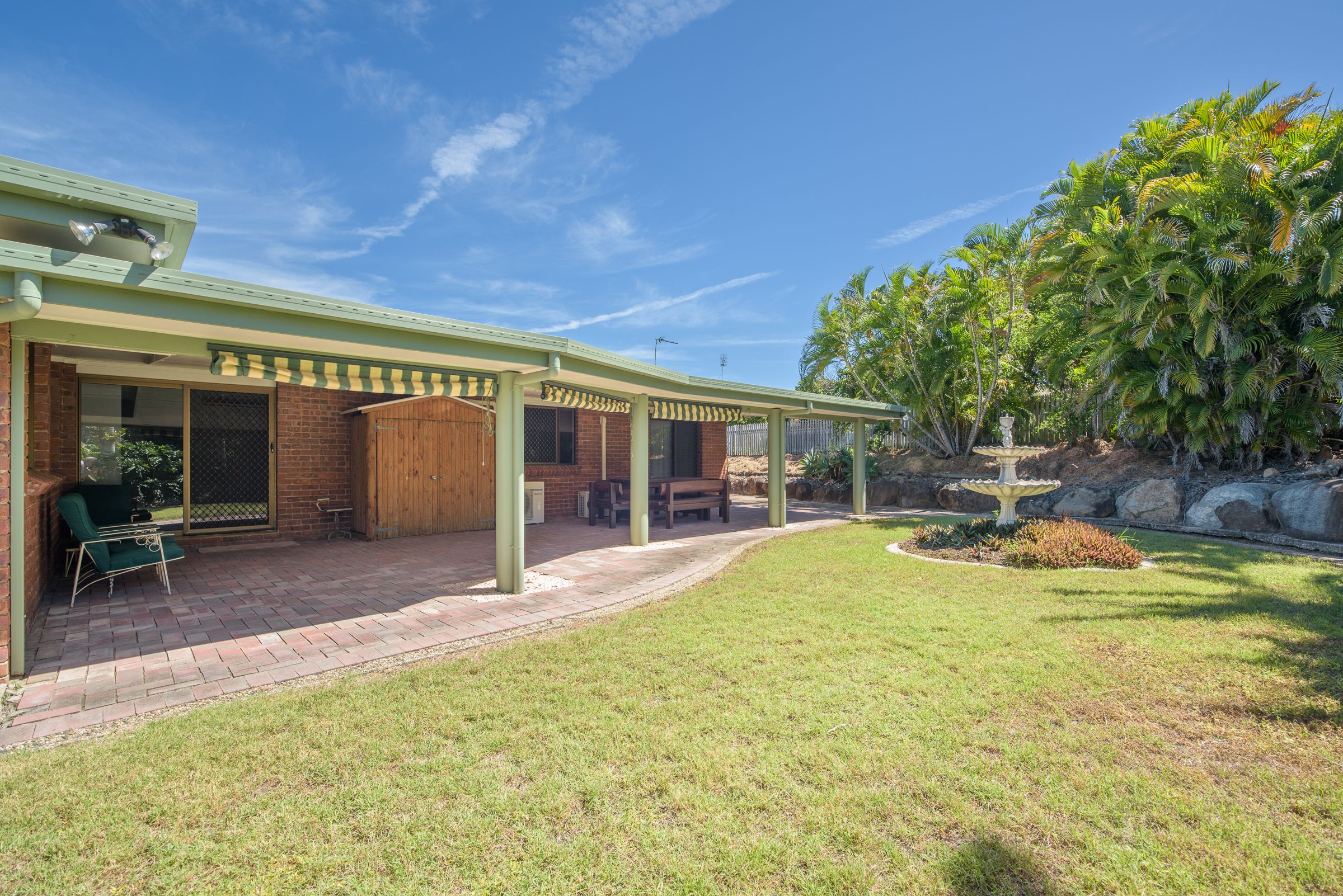 4 Resolute Street, Clinton, QLD 4680