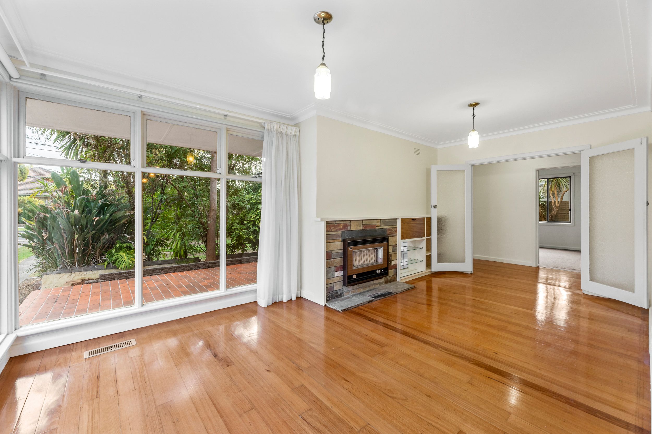 13 Bennett Avenue, Mount Waverley, VIC 3149
