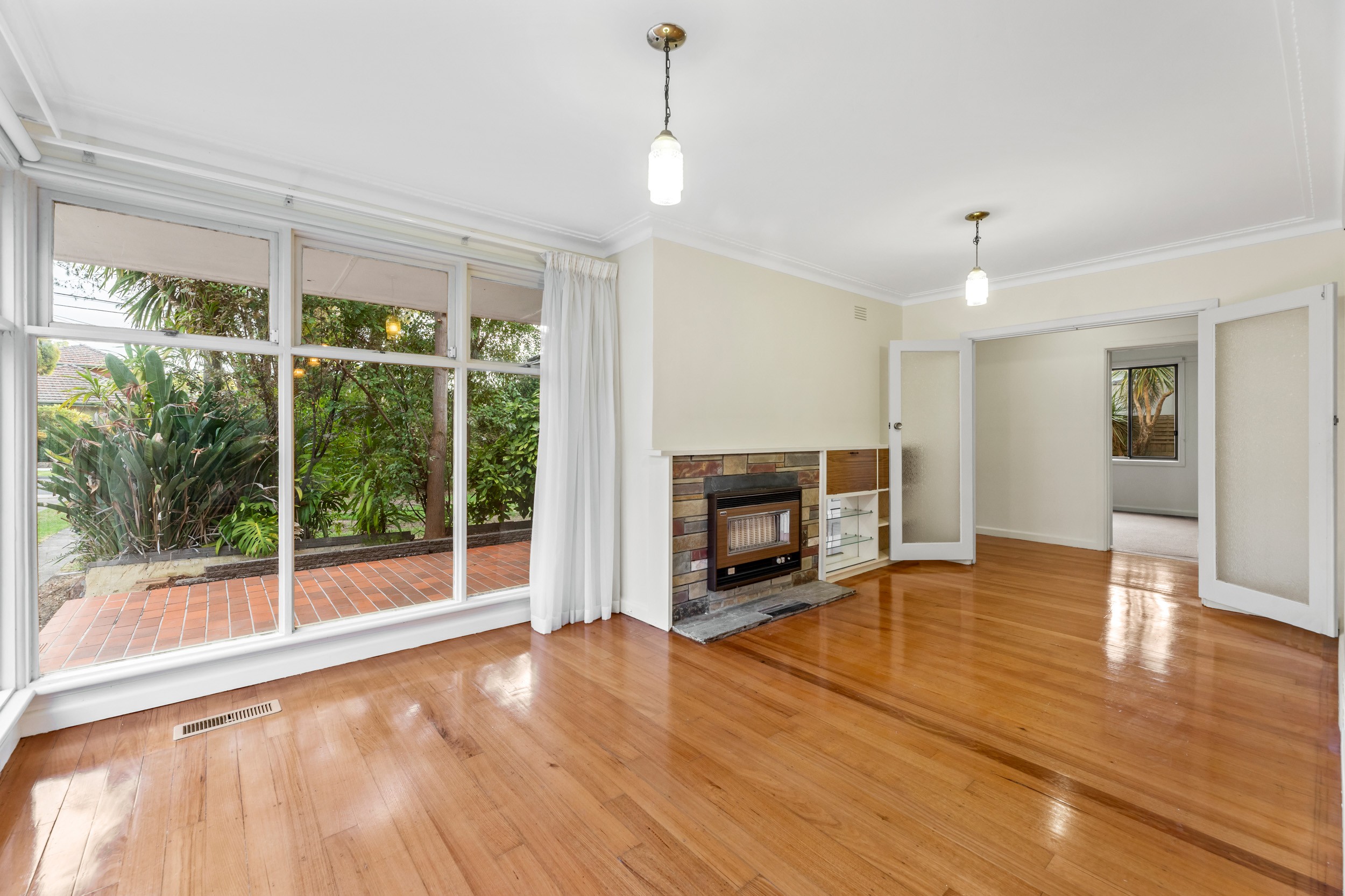 13 Bennett Avenue, Mount Waverley, VIC 3149