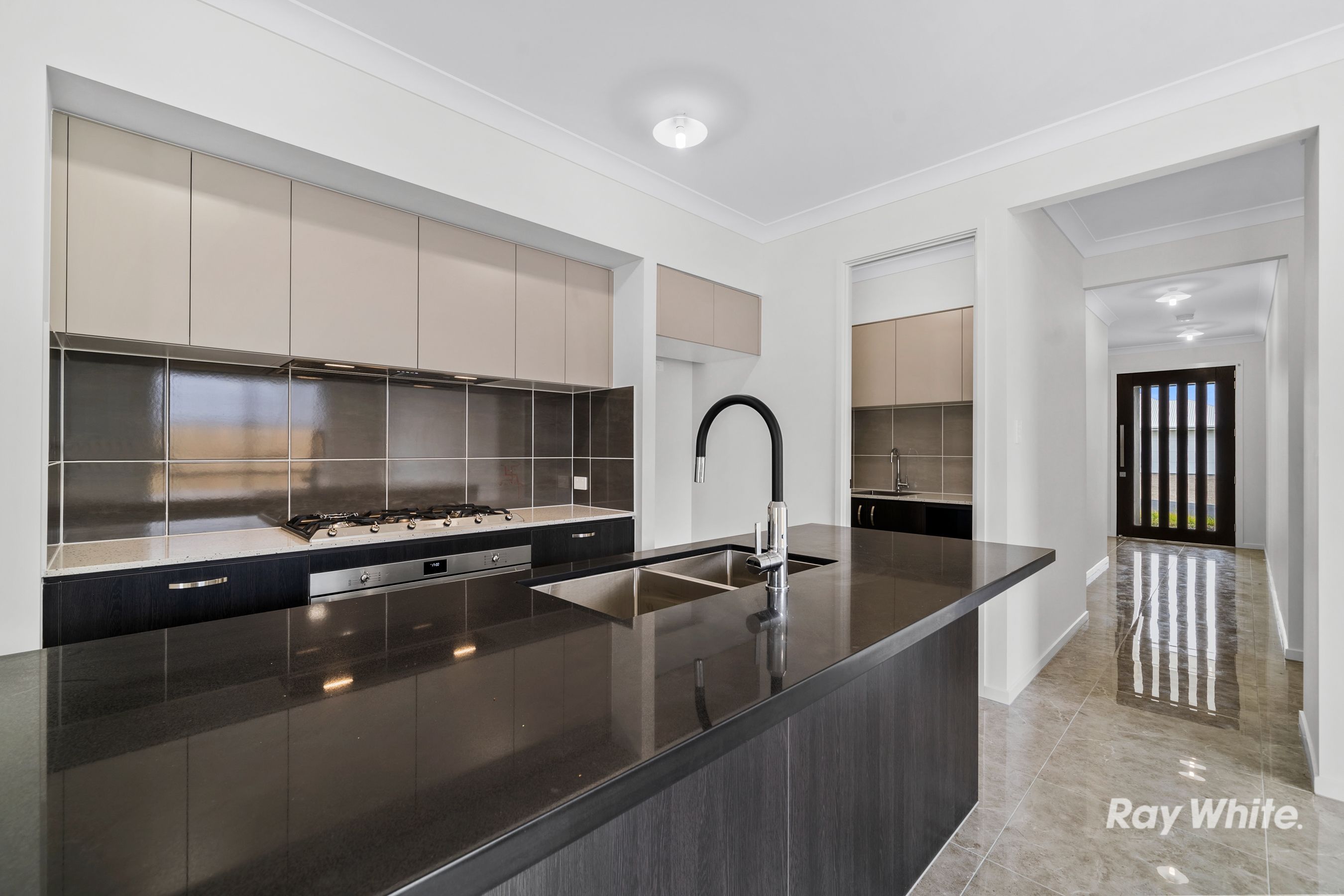 16 Russett Street, Greenbank, QLD 4124