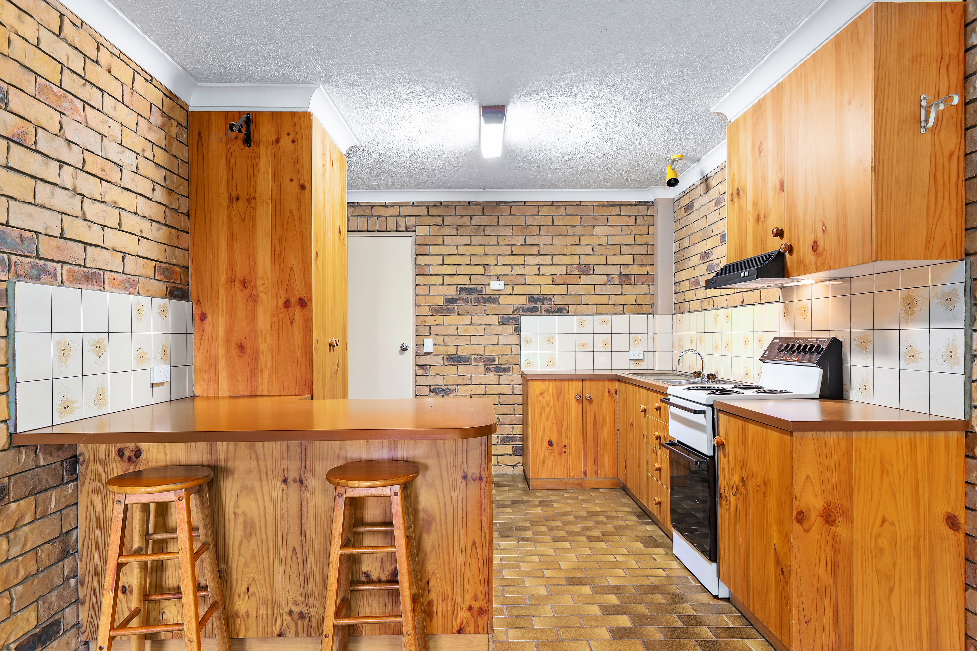 1/210 Russell Street, Newtown, QLD 4350