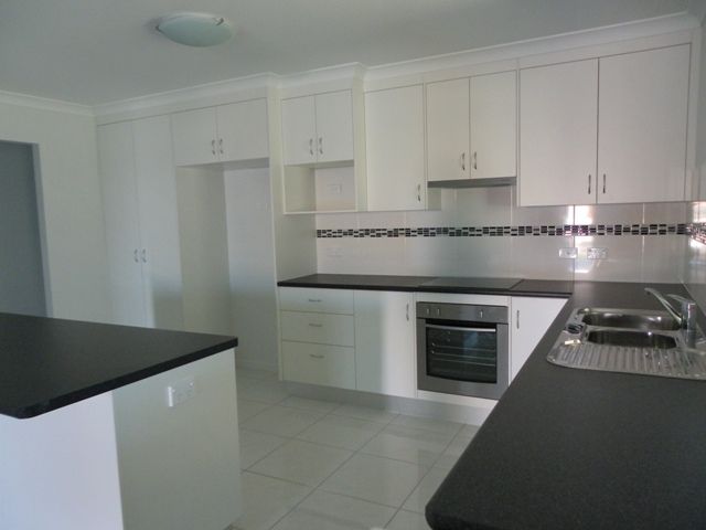 3 Singleton Drive, Emerald, QLD 4720
