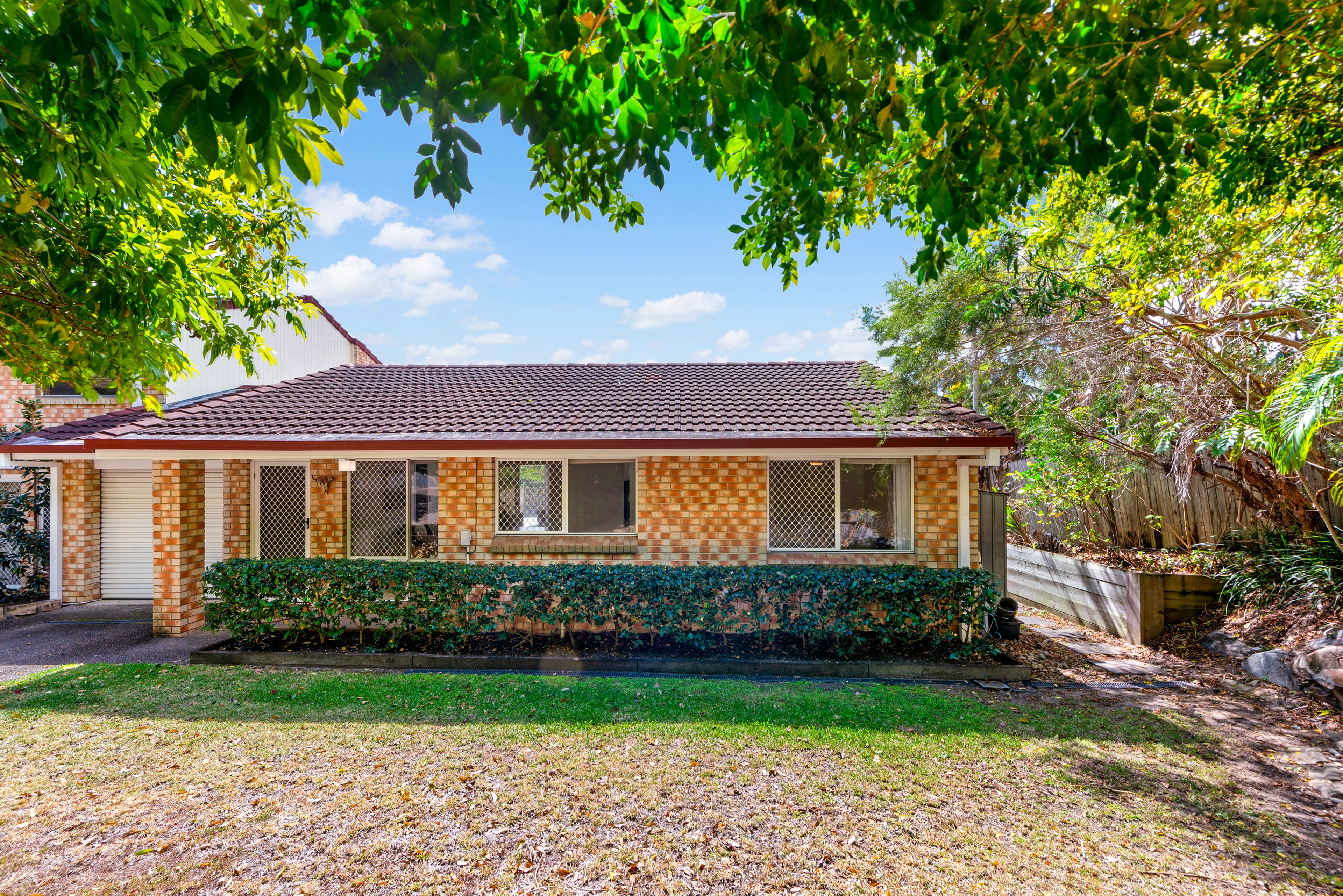 48/8 Gooding Drive — photo 7 of 27