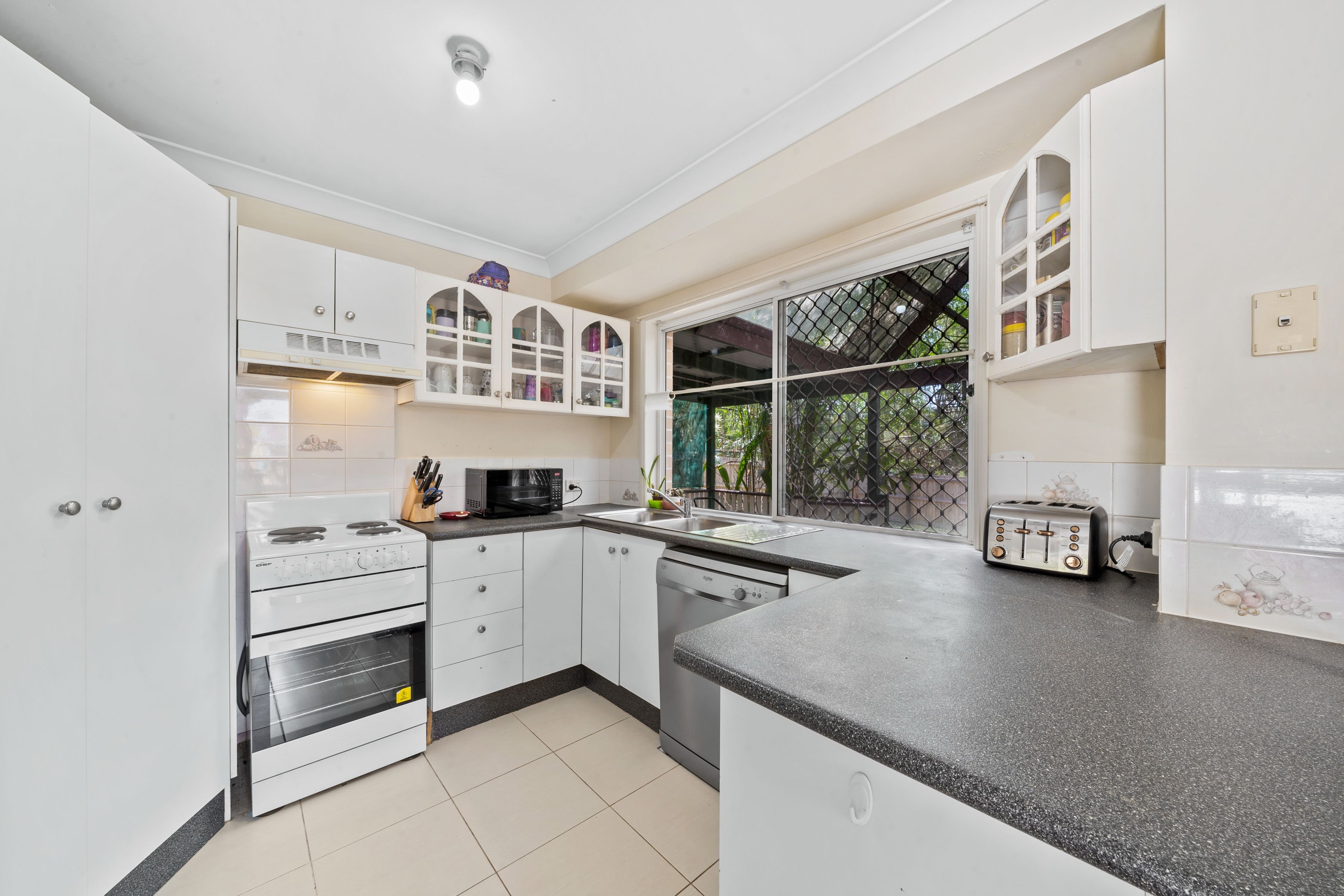 11 Natone Court, Edens Landing, QLD 4207