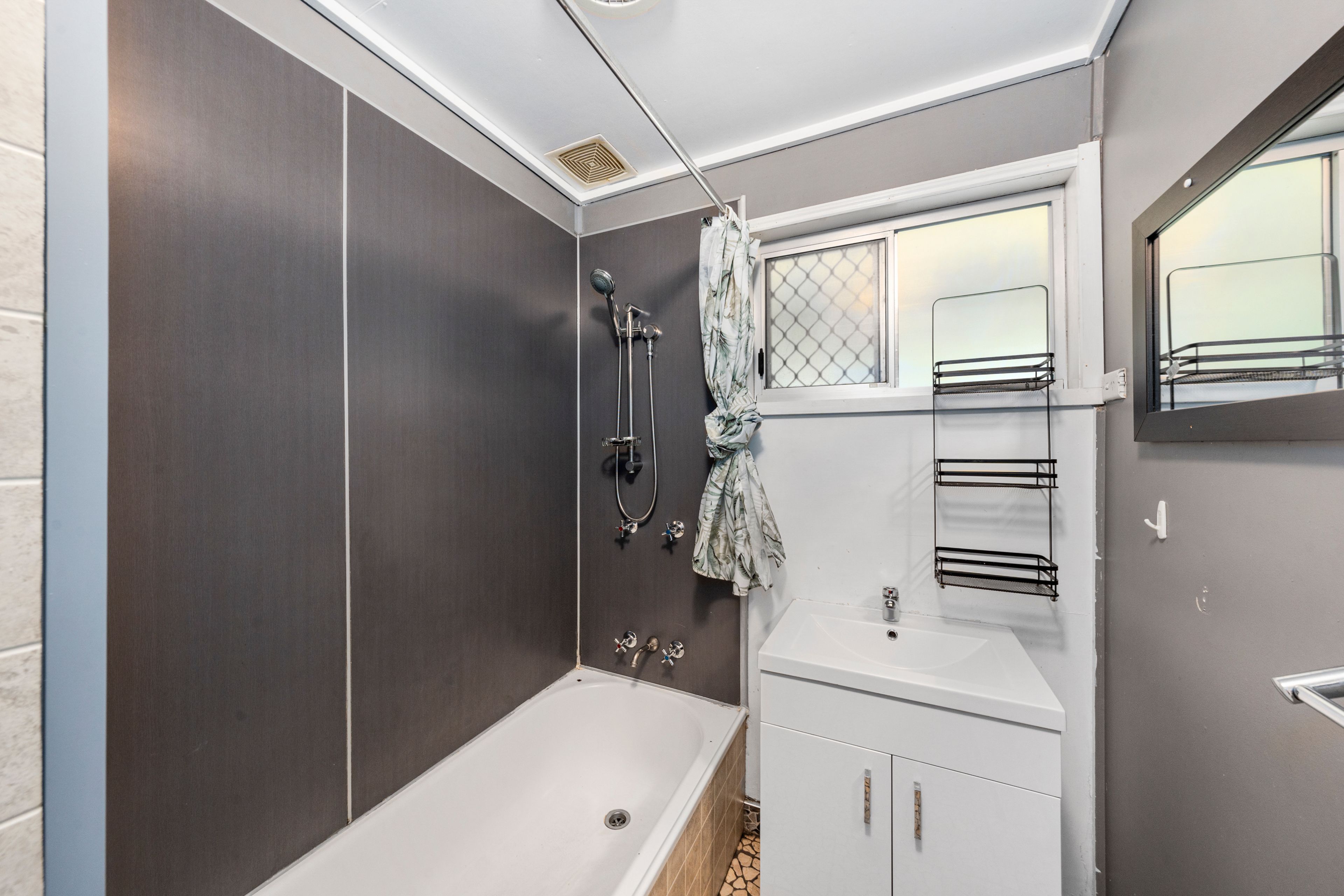 12 Marigold Street — photo 9 of 18