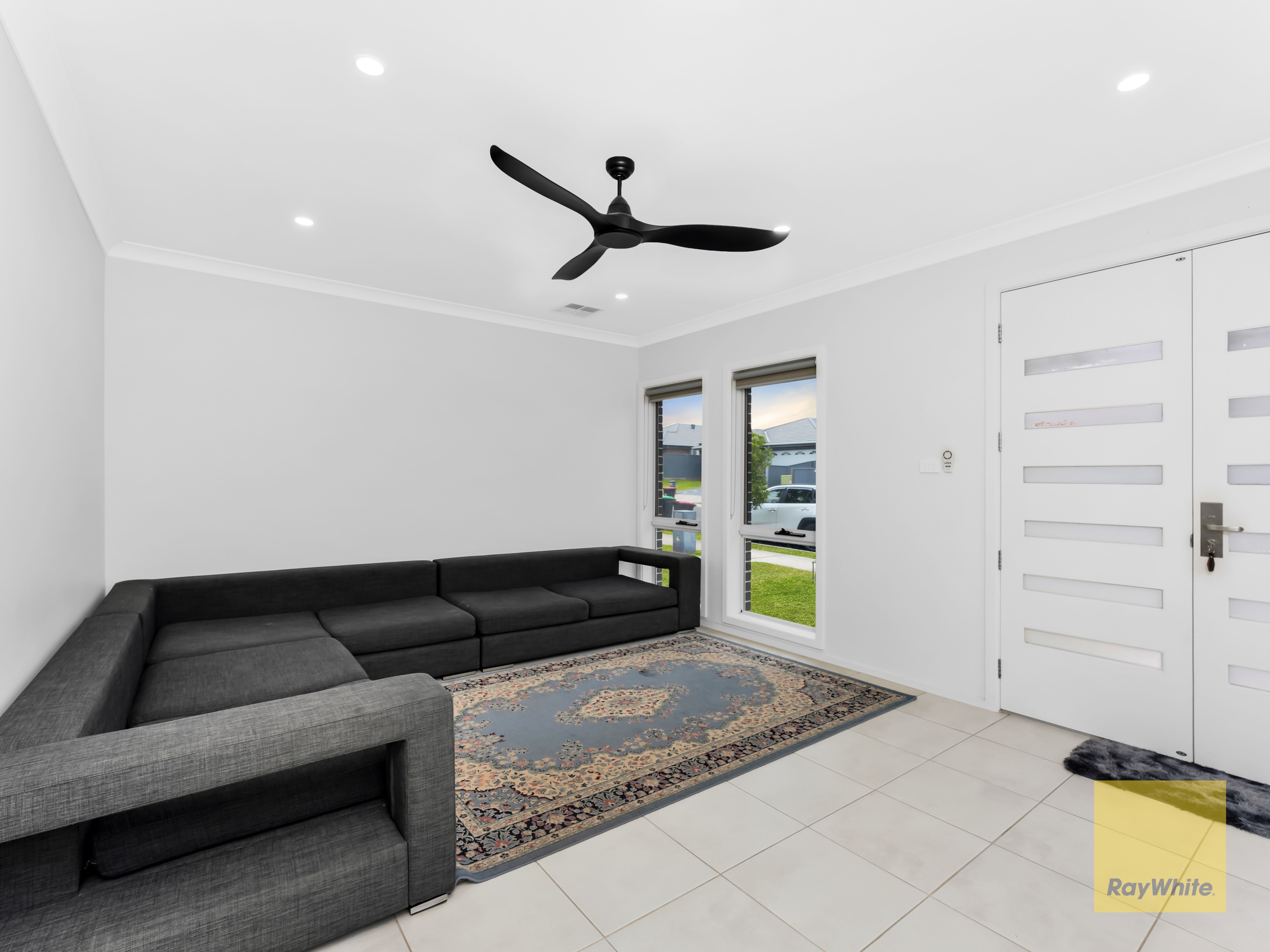 37 Hydrus Street — photo 5 of 17