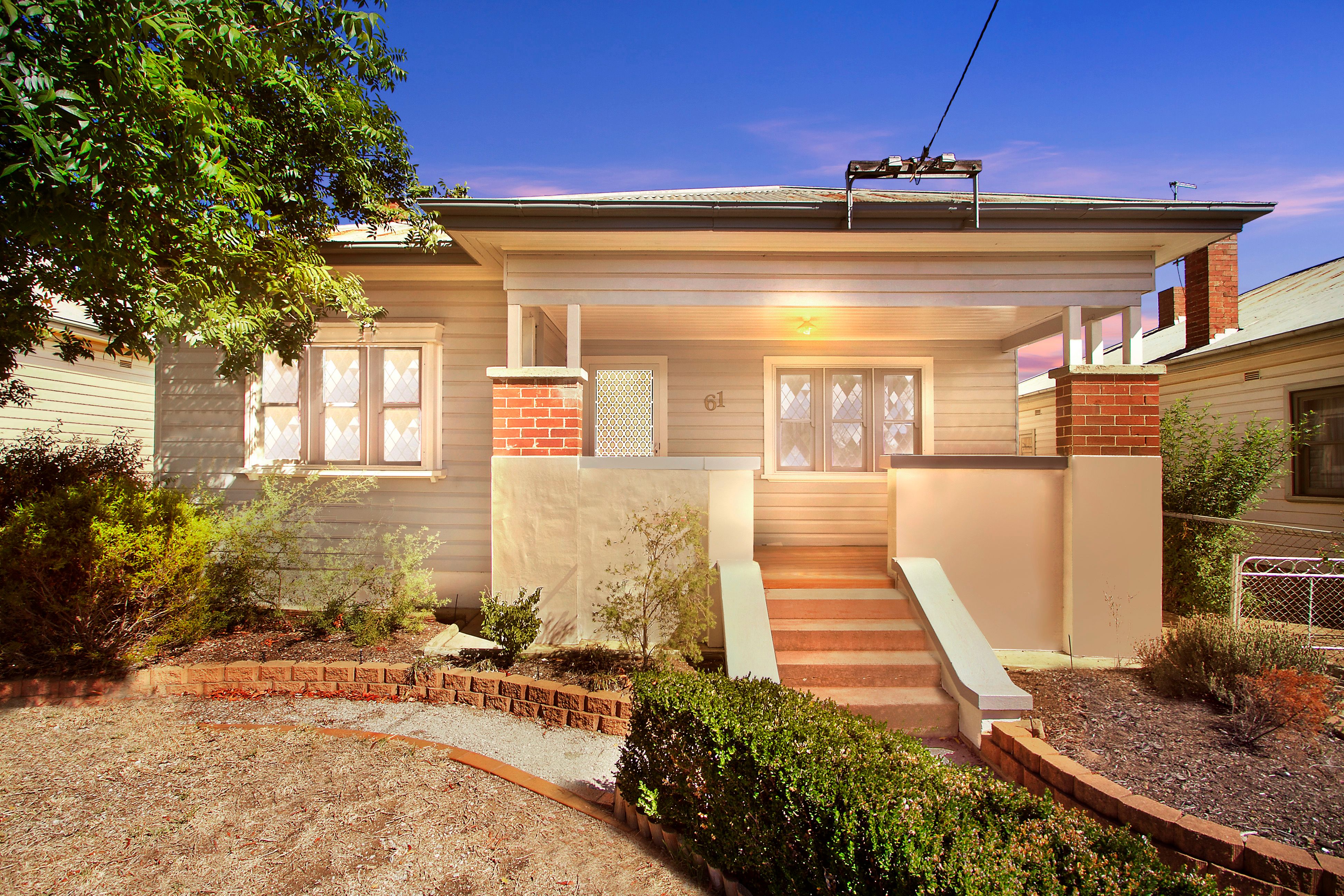 180 King George V Avenue