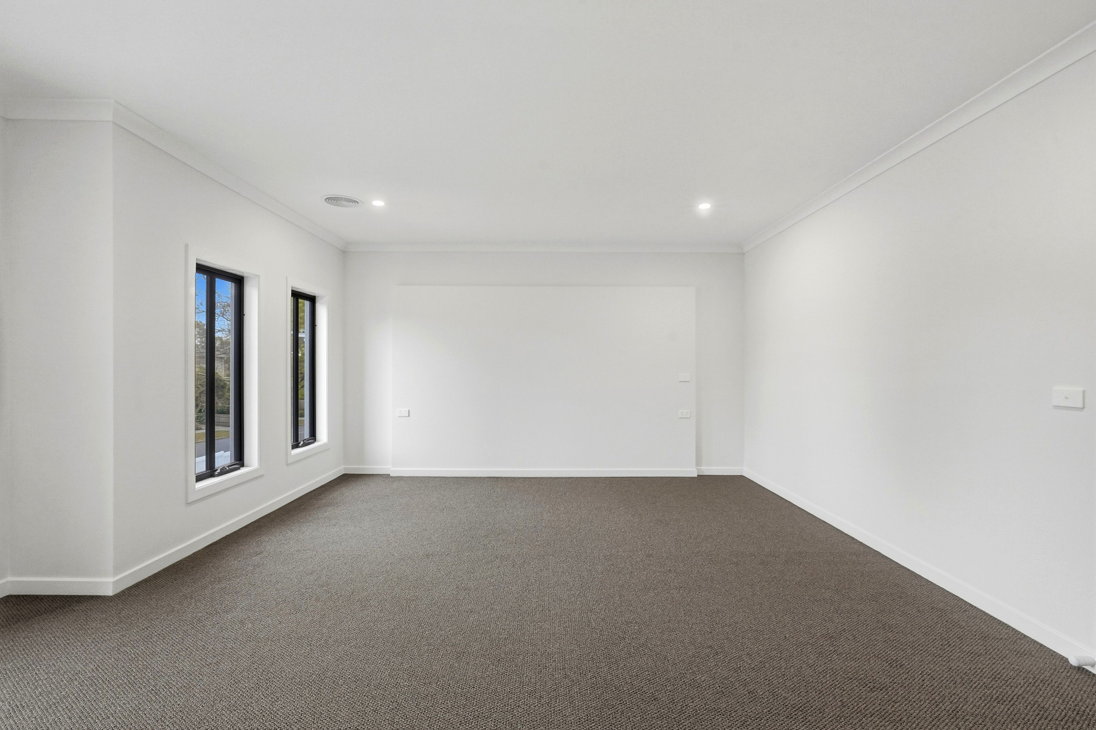2 Belgravia Avenue — photo 15 of 20