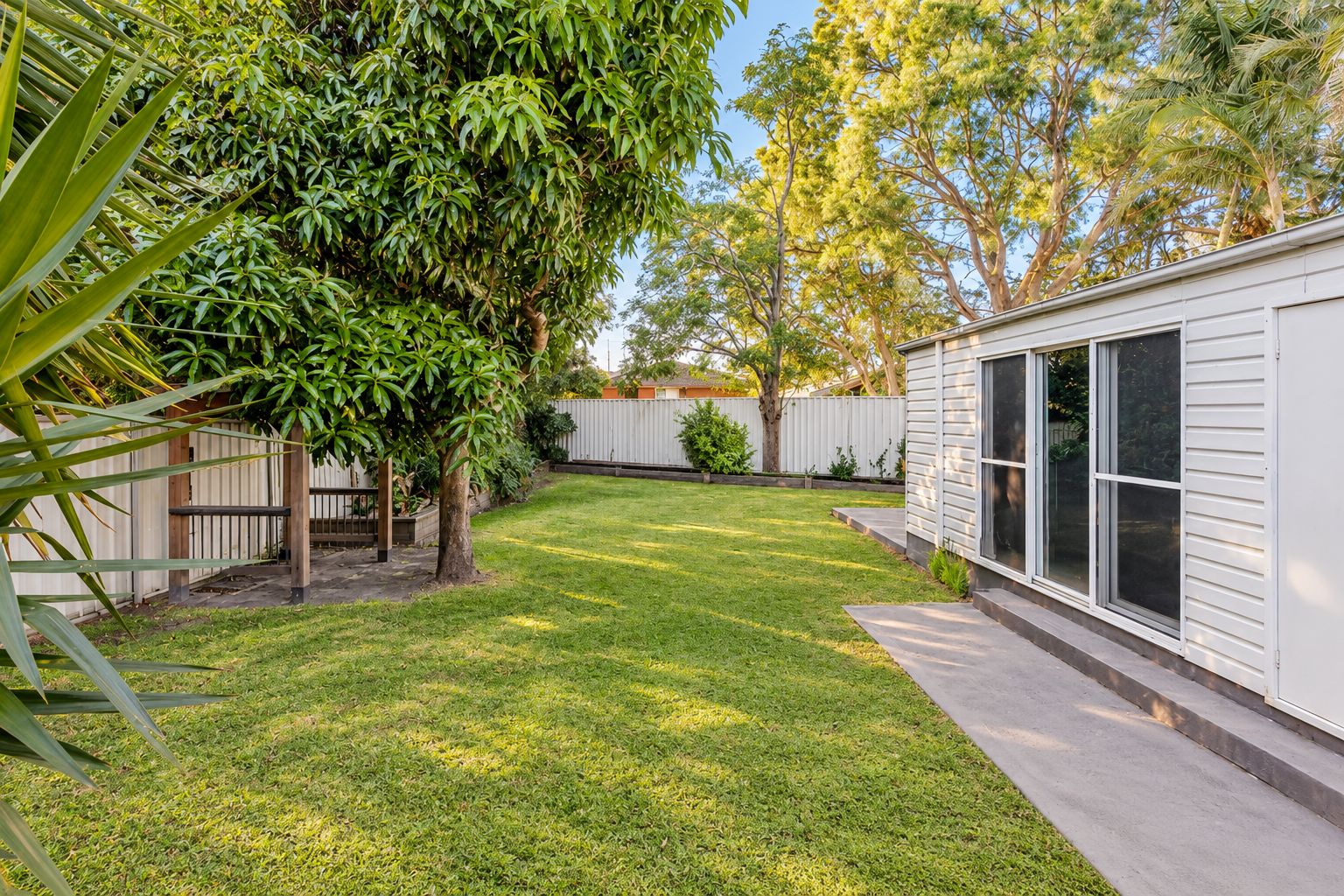 21 Pioneer Road — photo 10 of 13