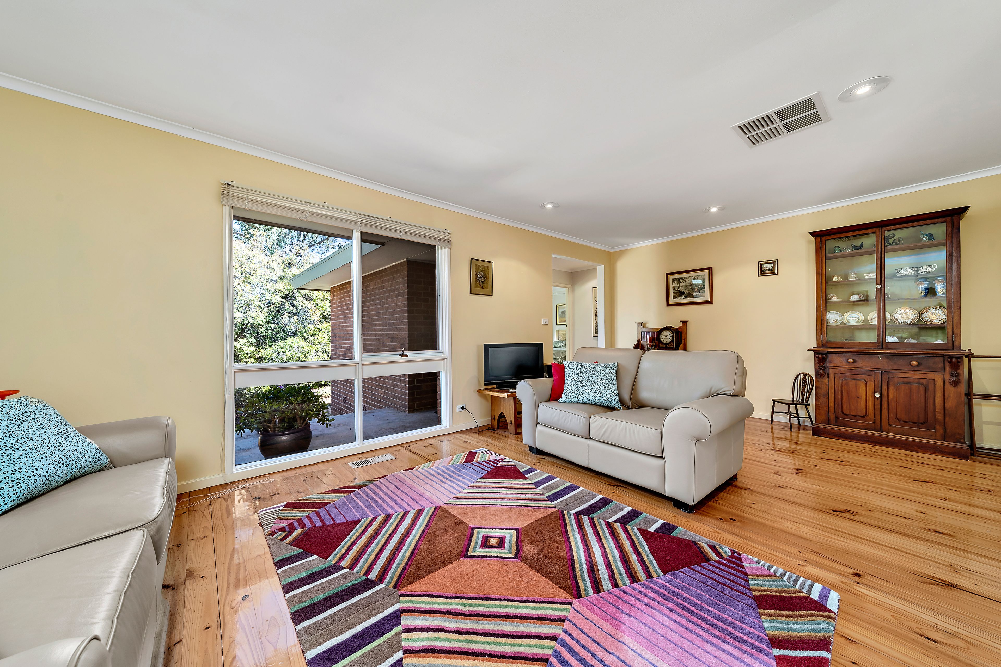 16 Harcourt Street, Weetangera, ACT 2614