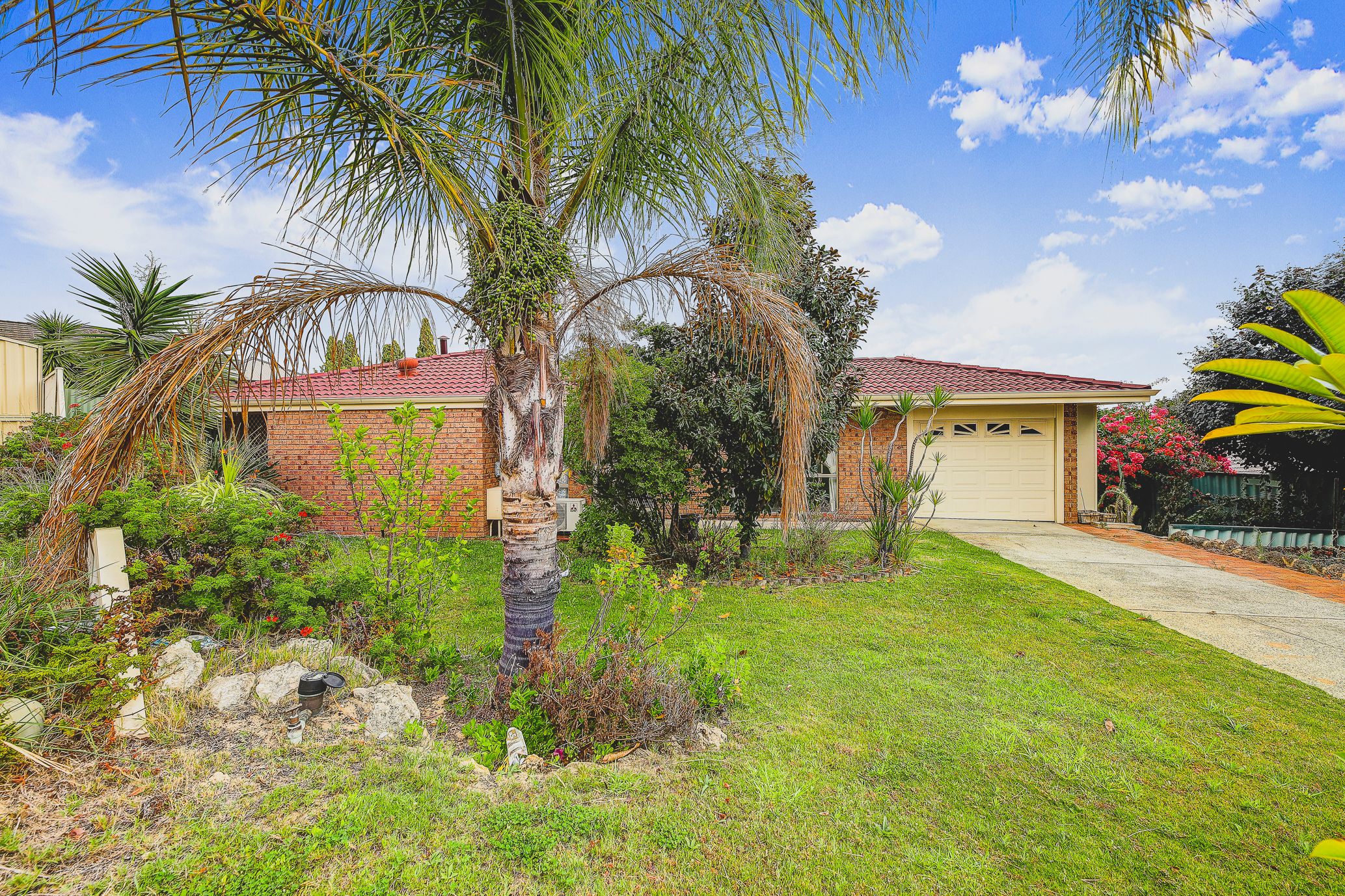 4 Coral Place, Ballajura, WA 6066