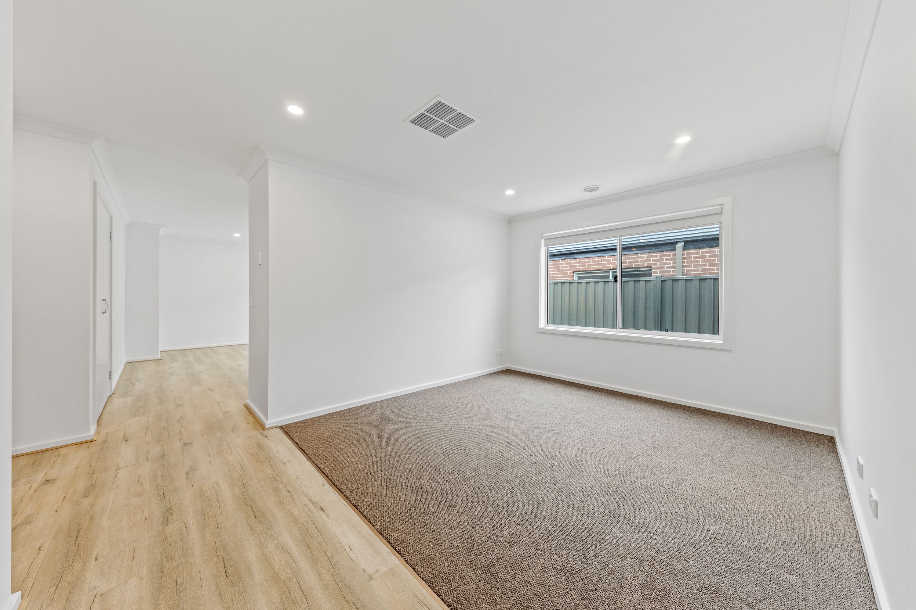 10 Silverstar Street — photo 4 of 16