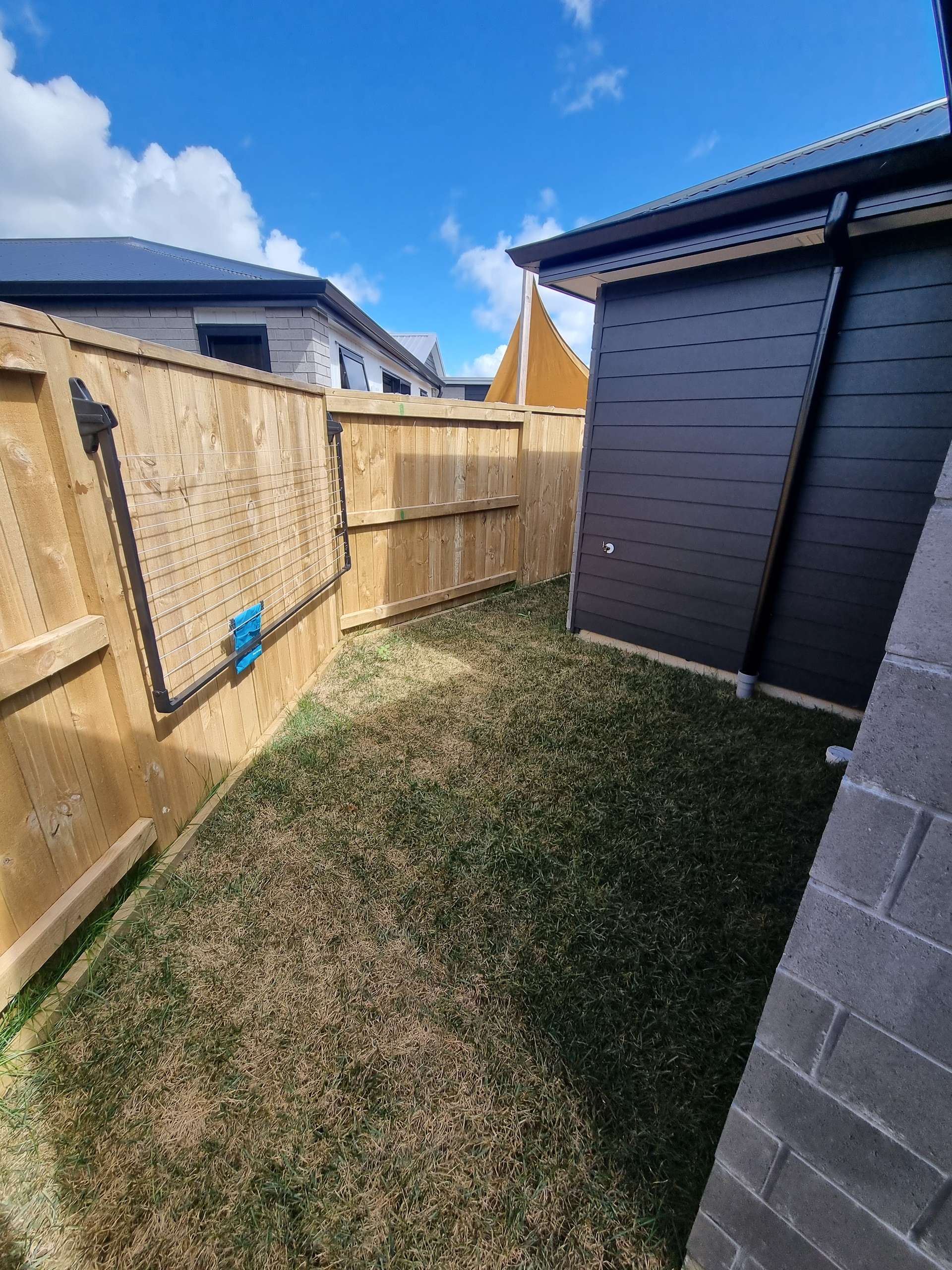 8 Oioi Lane photo 3