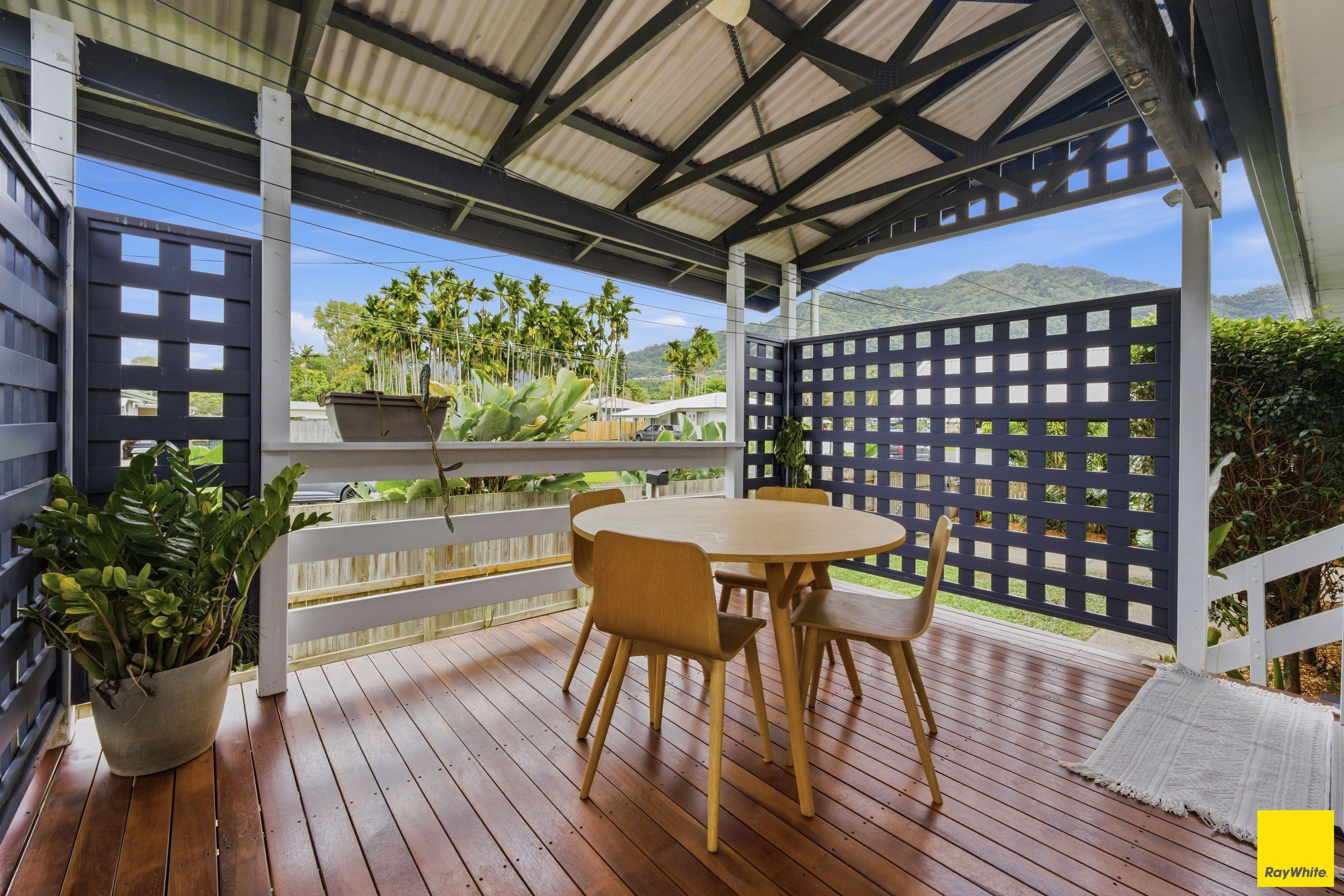 4 Millard Street, Manoora, QLD 4870
